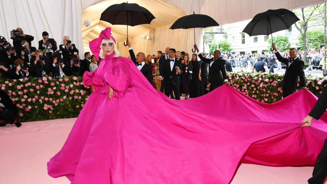 Lady gaga store in pink dress