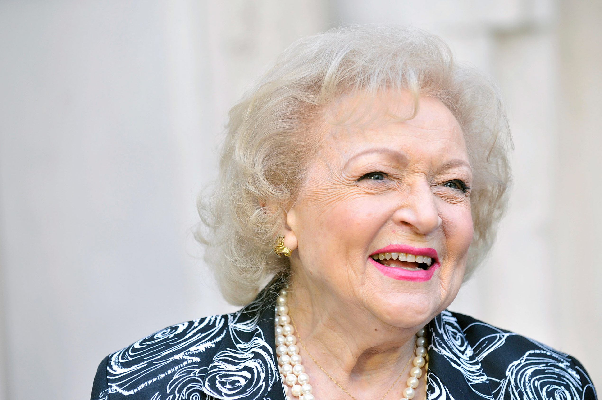 Betty white cause of death