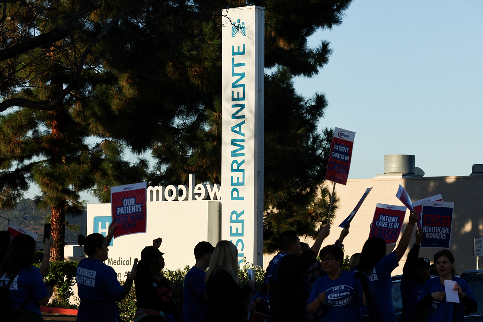 Kaiser Permanente healthcare workers striking today in San Diego, California. 