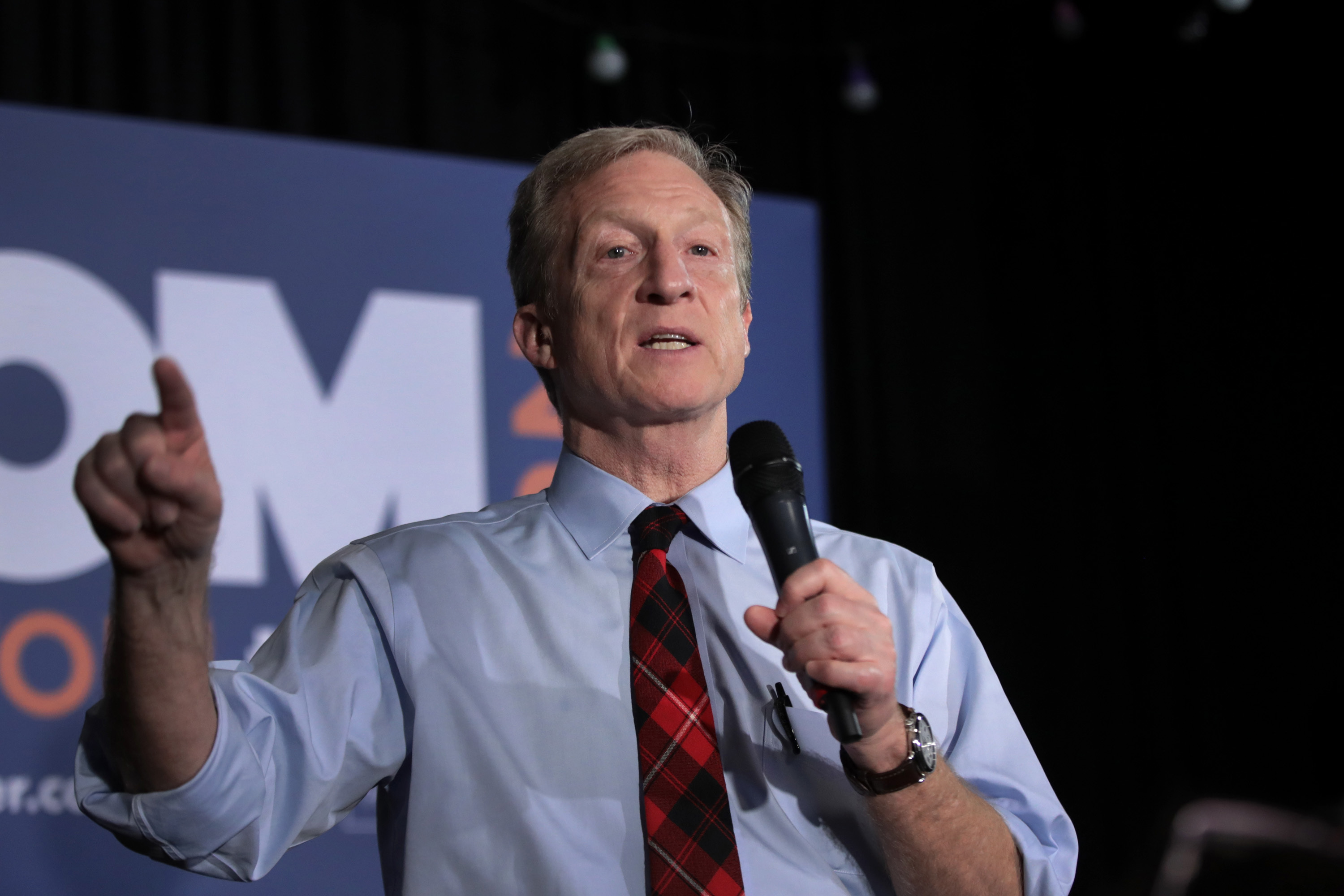Tom Steyer speaks to guests during a campaign stop at Nacho Hippo on February 26 in Myrtle Beach, South Carolina. 