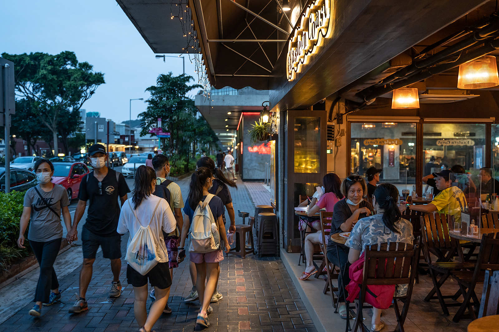 Customers dine inside a restaurant in Lei King Wan in Hong Kong, China, on August 28.