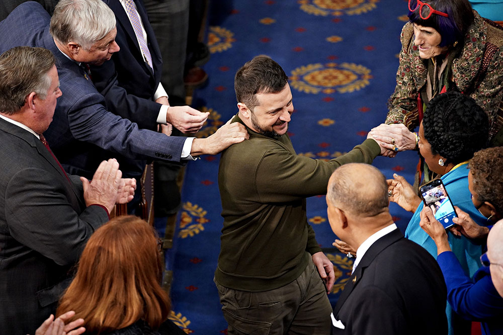 Зеленский прибывает, чтобы выступить на совместном заседании Конгресса.