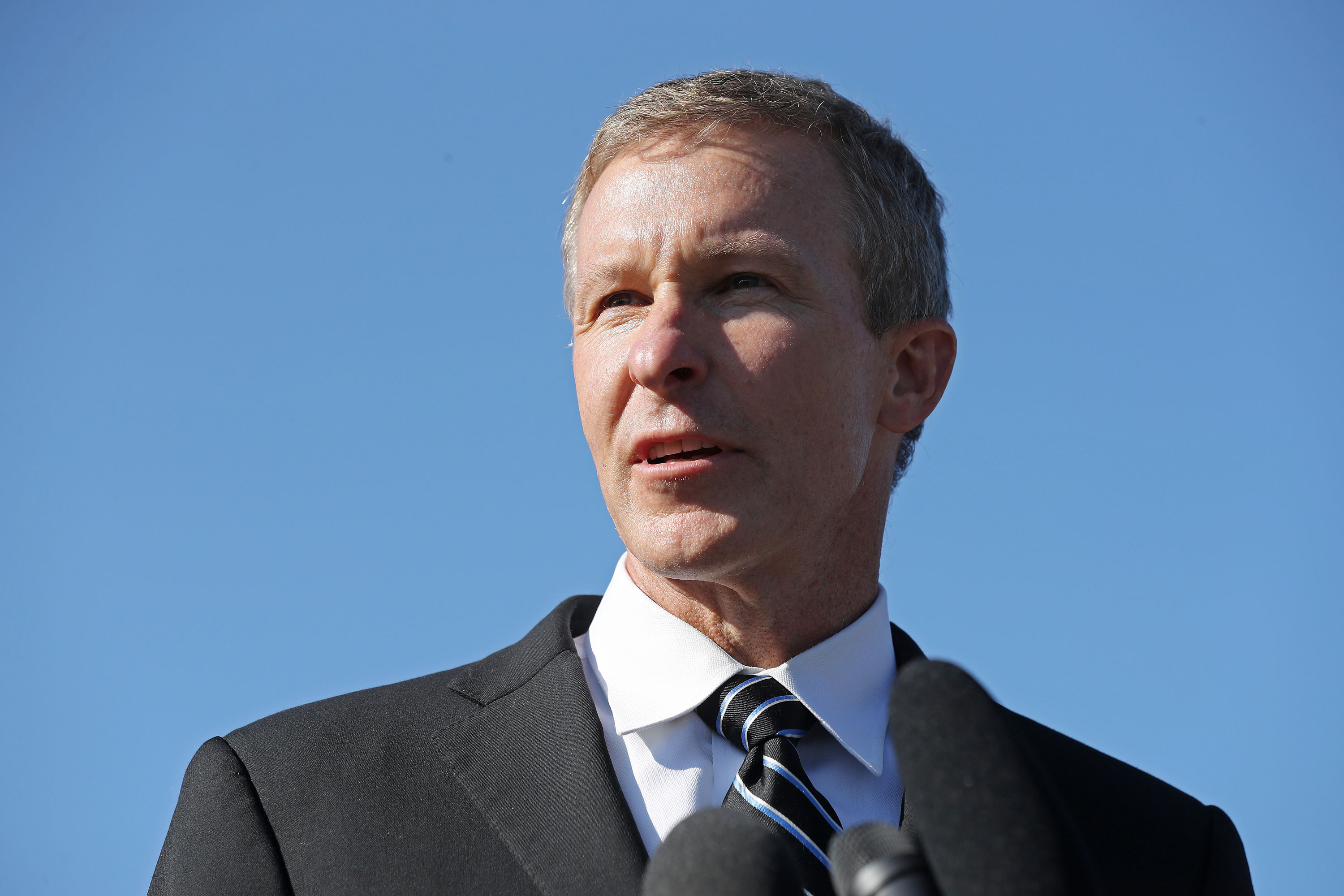 United Airlines CEO Scott Kirby speaks during a news conference outside the U.S. Capitol on September 22, 2020, in Washington, DC. 