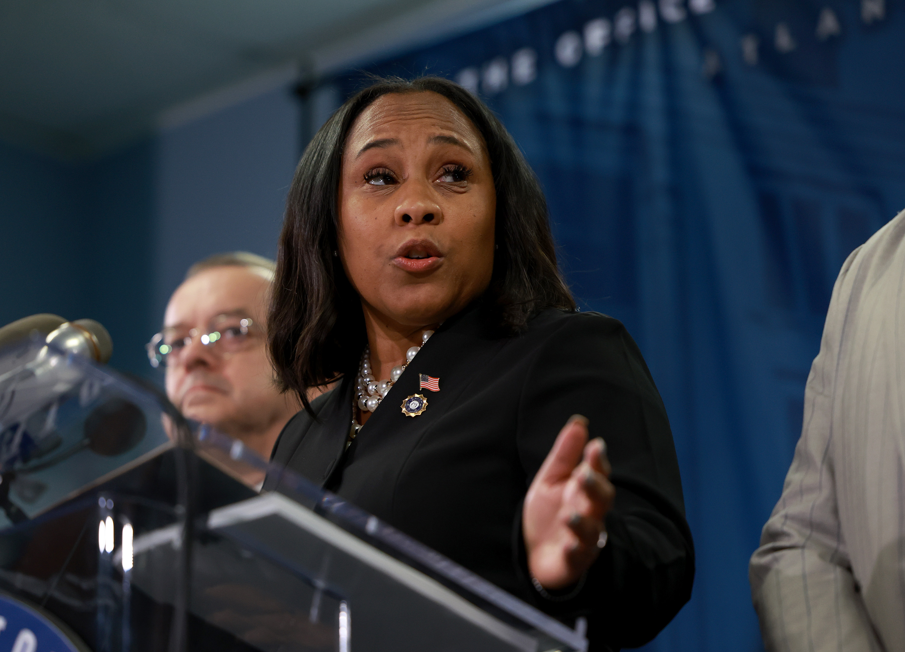 fulton-county-da-said-she-intends-to-try-all-19-defendants-together