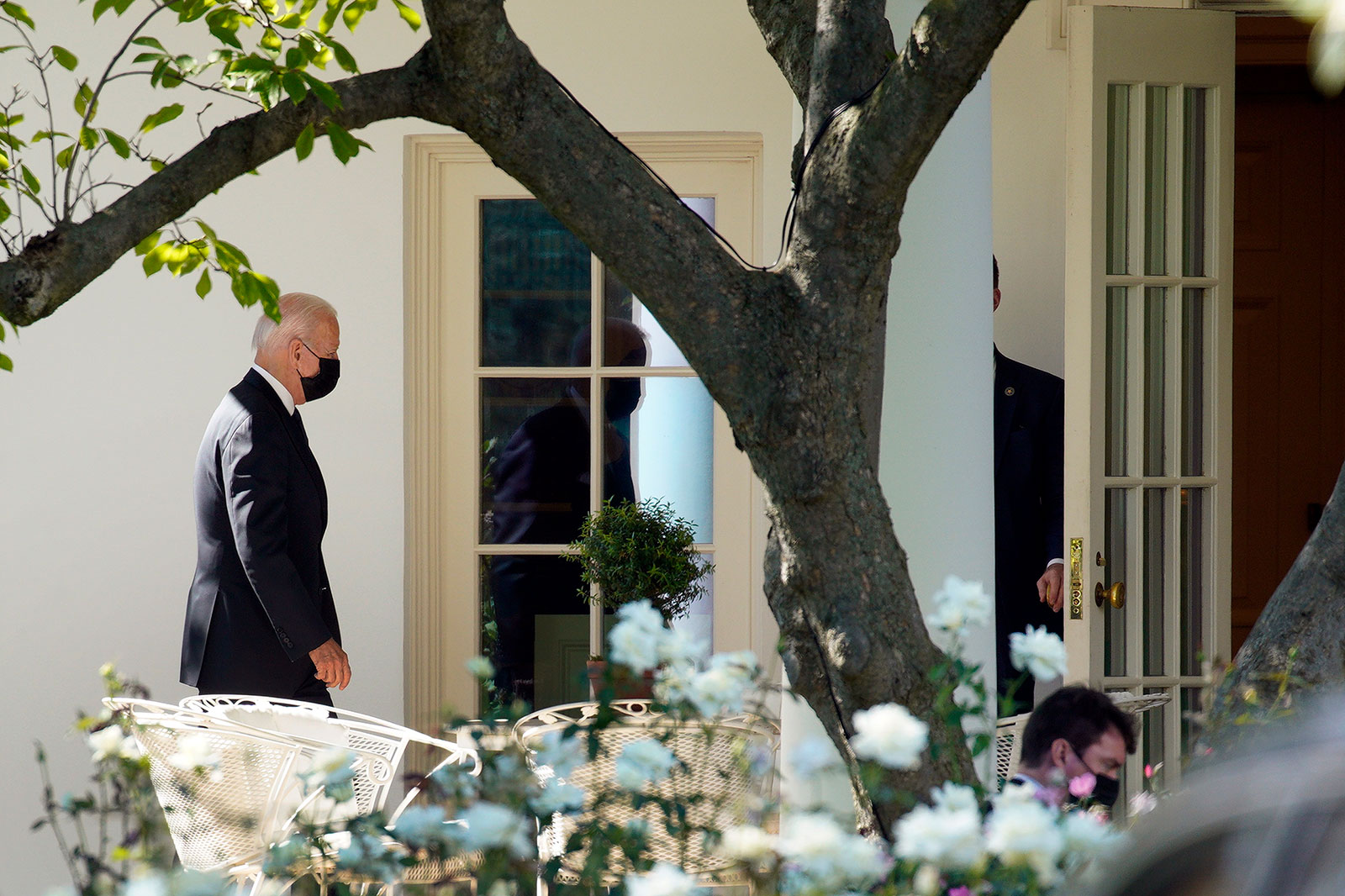 President Joe Biden walks to the Oval Office on Wednesday, September 29.