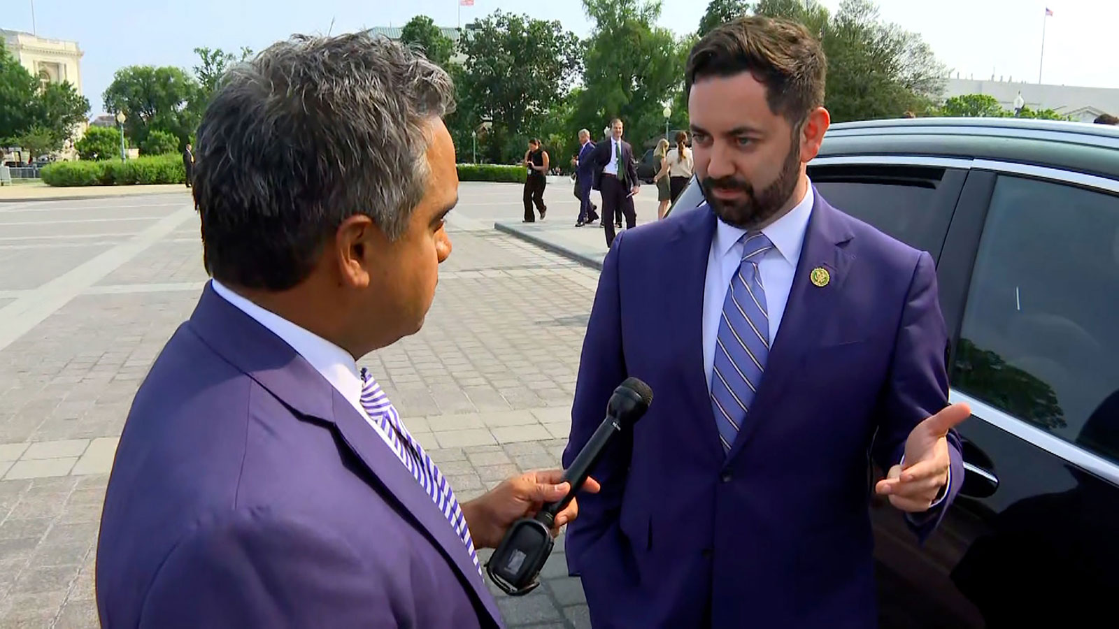 Rep. Mike Lawler speaks with CNN's Manu Raju.