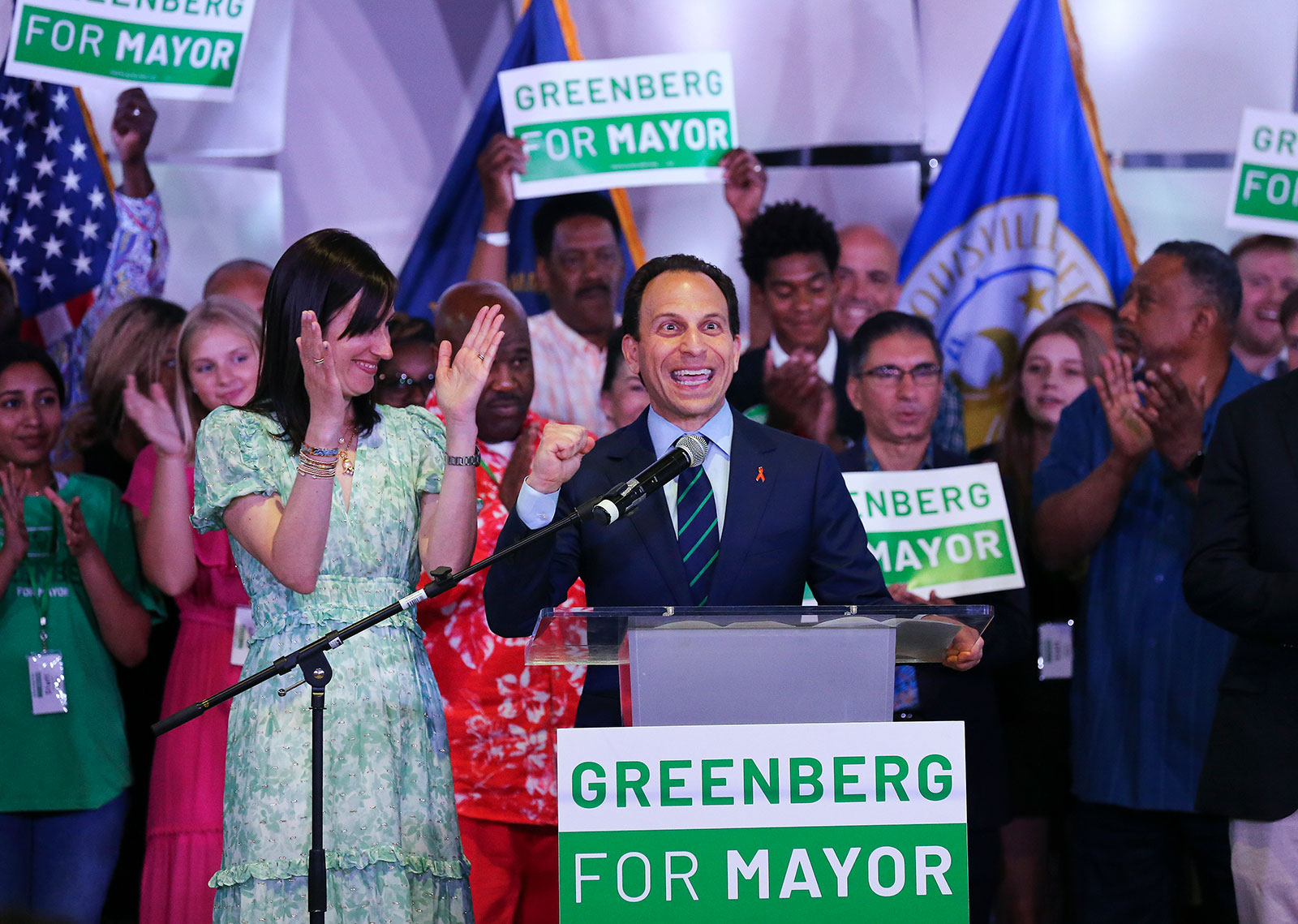 Craig Greenberg acknowledges the crowd after winning the Democratic primary for Louisville mayor in Louisville, Kentucky on Tuesday, May 17.