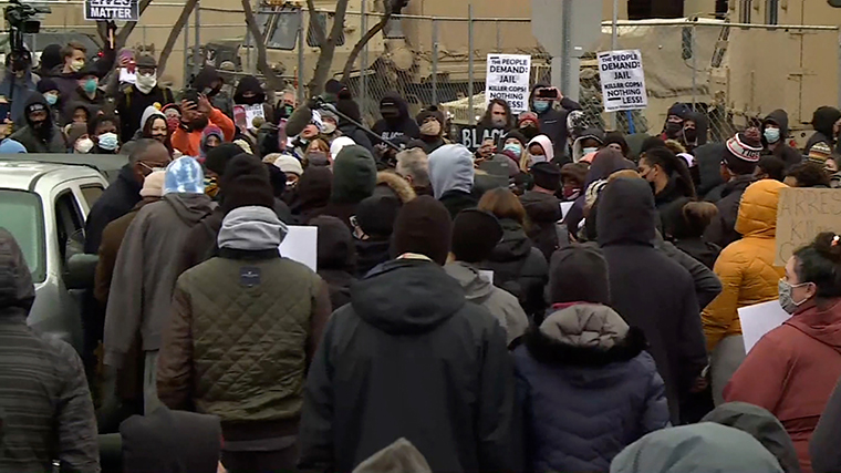 Protestors gather in Brooklyn Center, Minnesota, on Tuesday, April 13. 