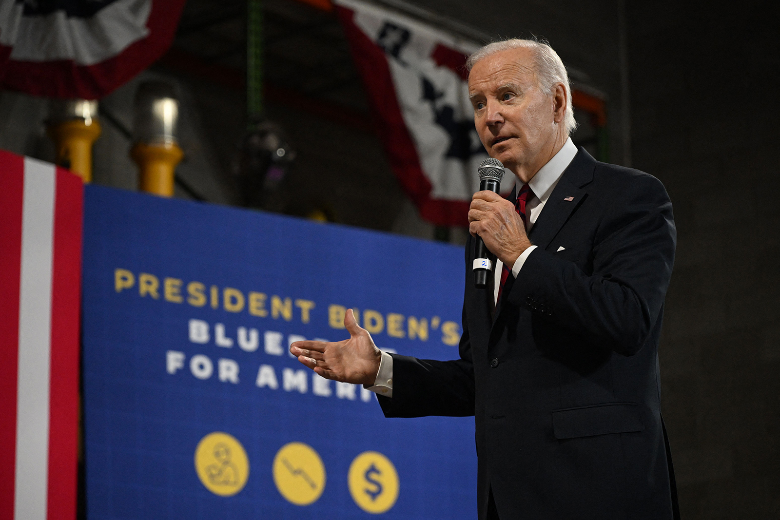 US President Joe Biden spoke today about the economy at Steamfitters Local 602 in Springfield, Virginia,.