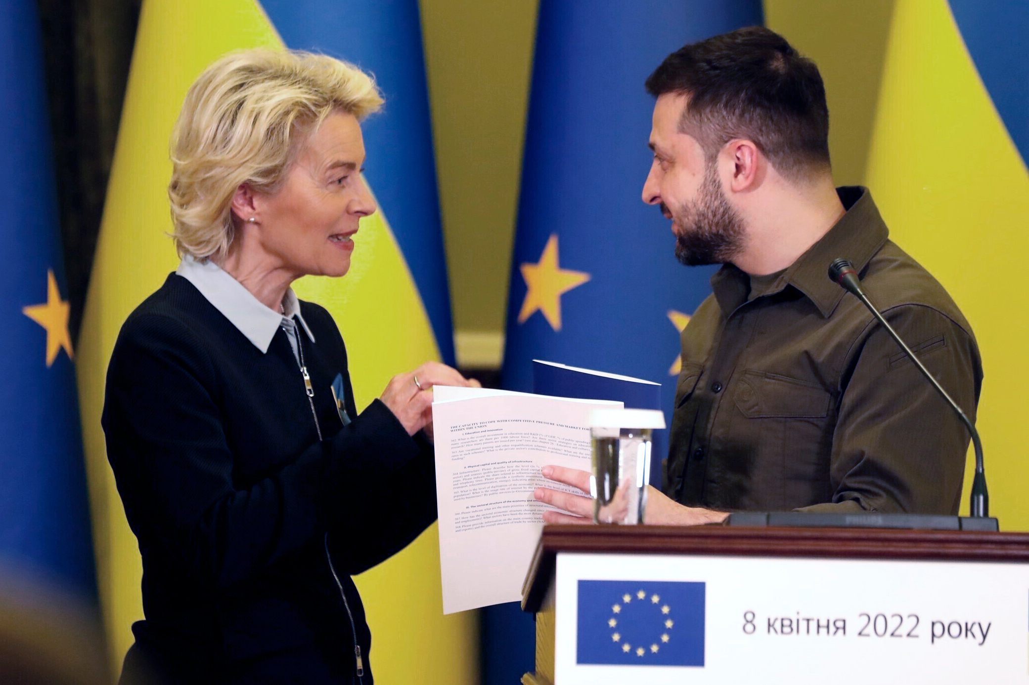 European Commission President Ursula von der Leyen speaks with Ukrainian President Volodymyr Zelensky in Kyiv, Ukraine on April 8. 