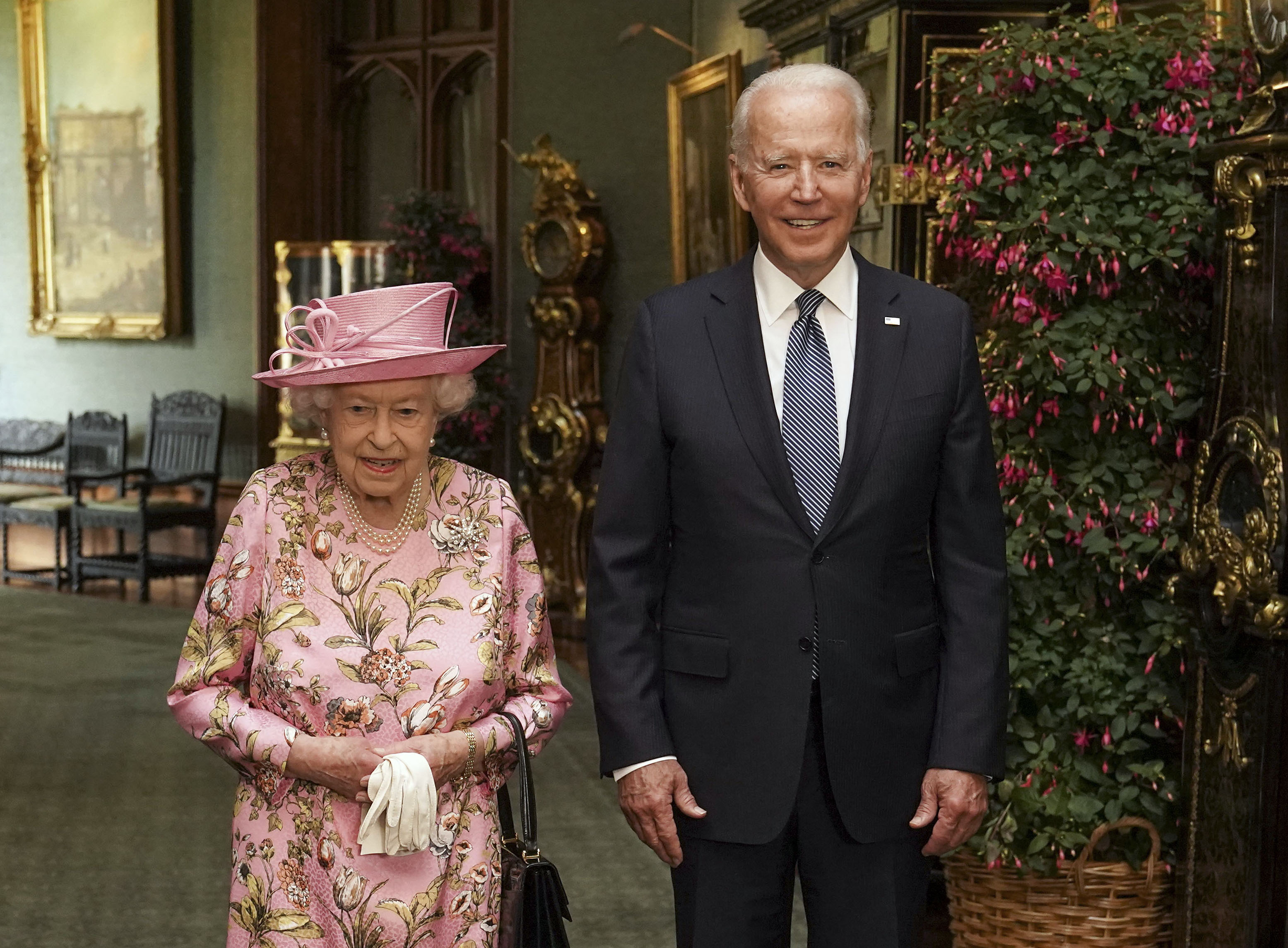 Queen Elizabeth poses for a photo with President Joe Biden during their visit to Windsor Castle in June 2021.