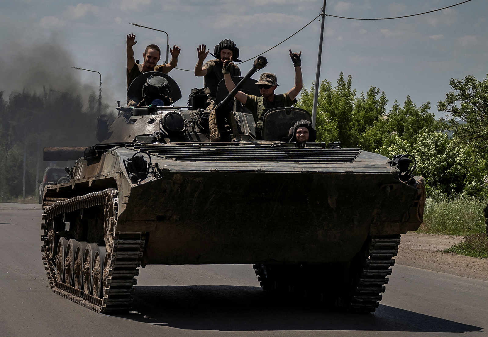 Ukraine Crisis: Military Stands Down In Confrontations With Protesters