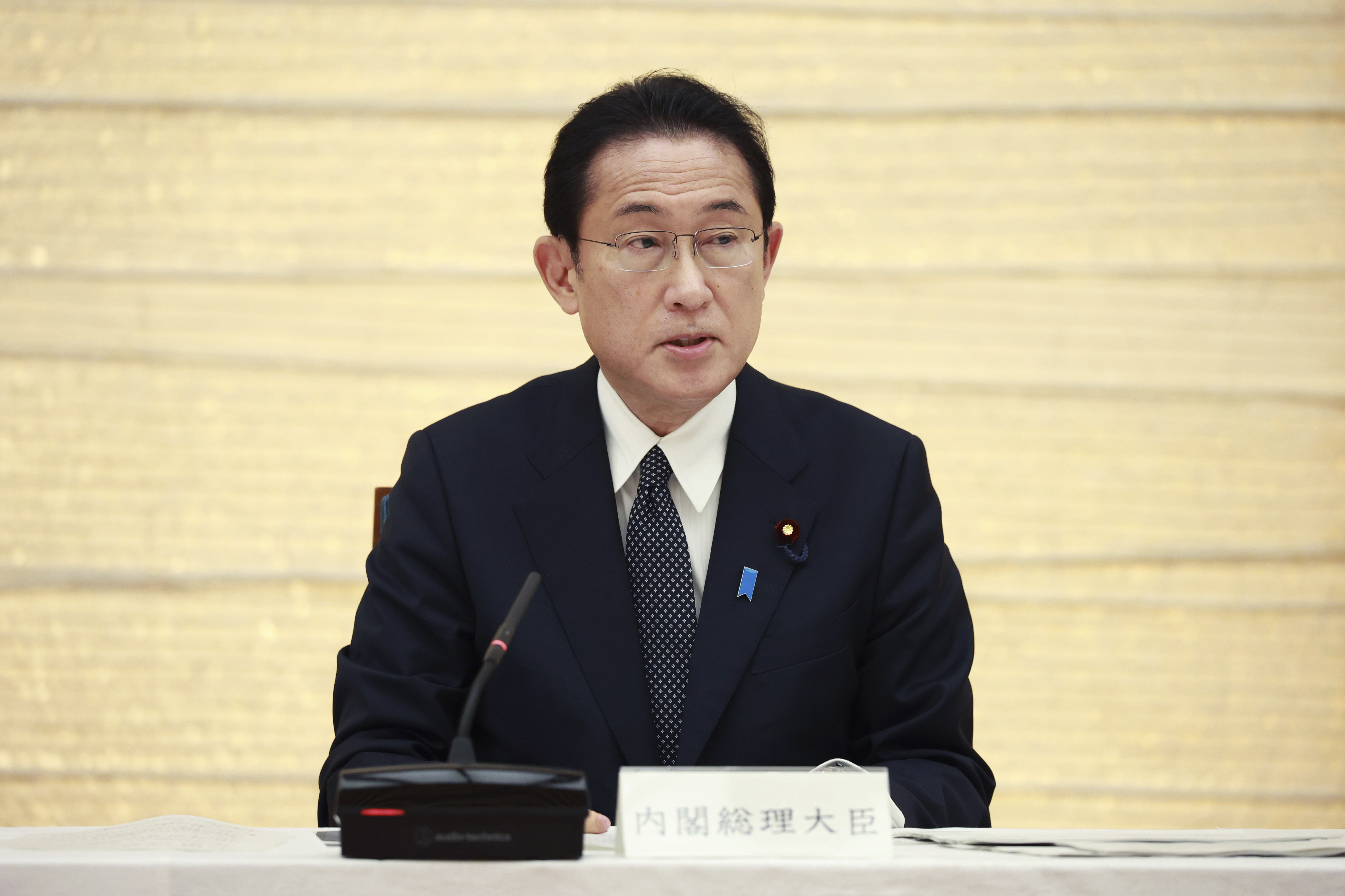 Japanese Prime Minister Fumio Kishida attends a meeting for COVID-19 at the prime minister's office in Tokyo on January 7, 2022, amid continuing worries over omicron variant. Japanese government decides to issue the pre-emergency measures for Okinawa, Yamaguchi, and Hiroshima Prefectures. In 3 Prefectures, the number of newly infected COVID-19 is increasing rapidly. 