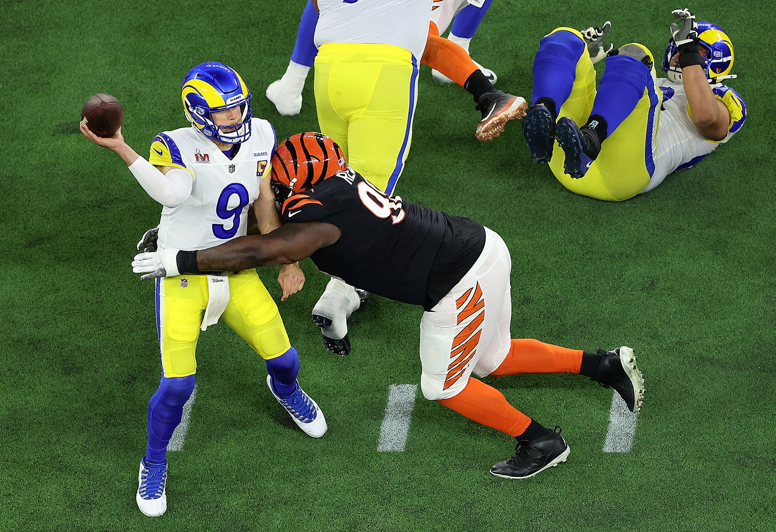 D.J. Reader of the Cincinnati Bengals sacks Rams quarterback Matthew Stafford.