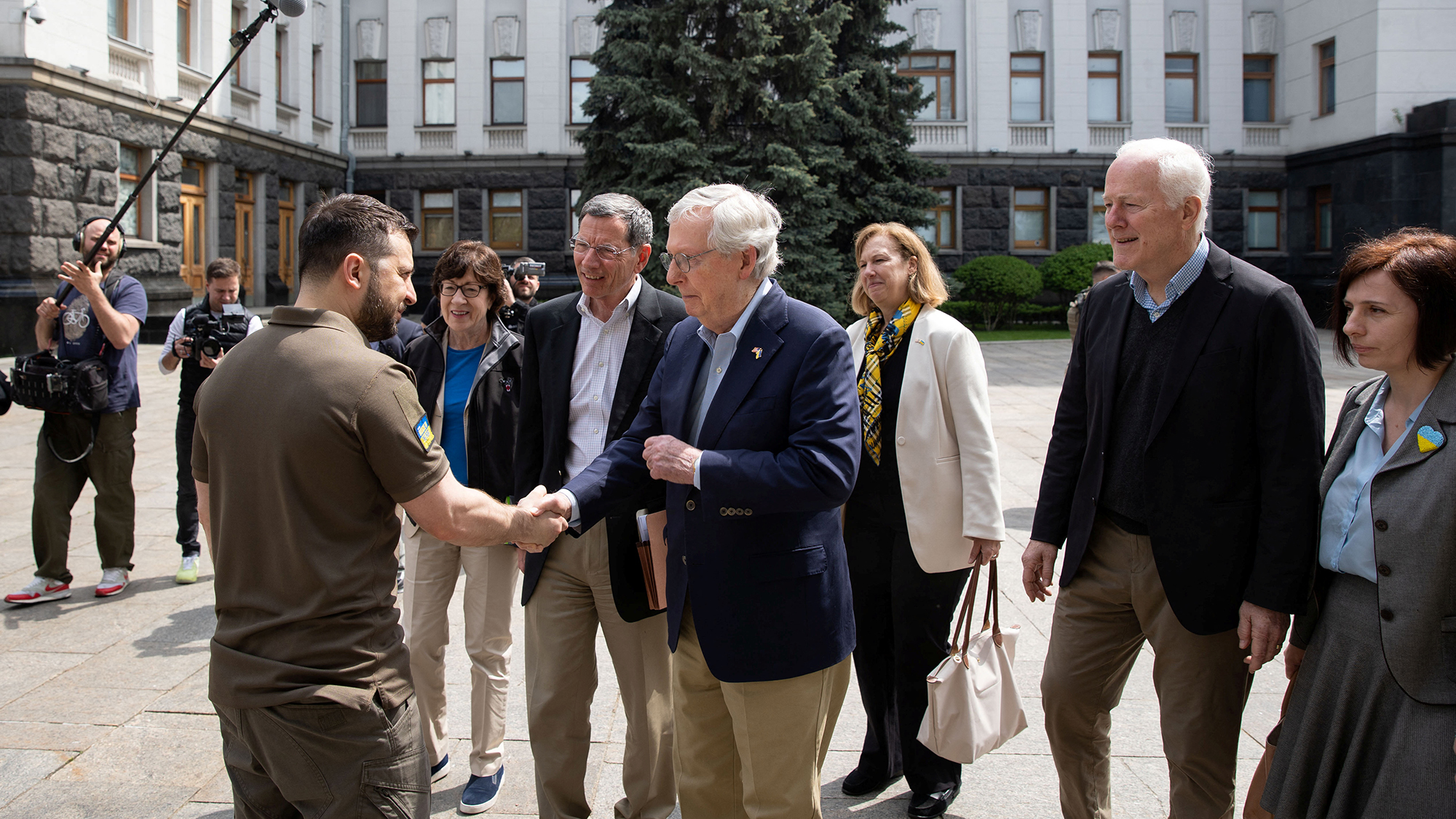 Ukrainian President Volodymyr Zelensky welcomes US Senate Minority Leader Mitch McConnell and other GOP senators to Kyiv, Ukraine, on May 14. 