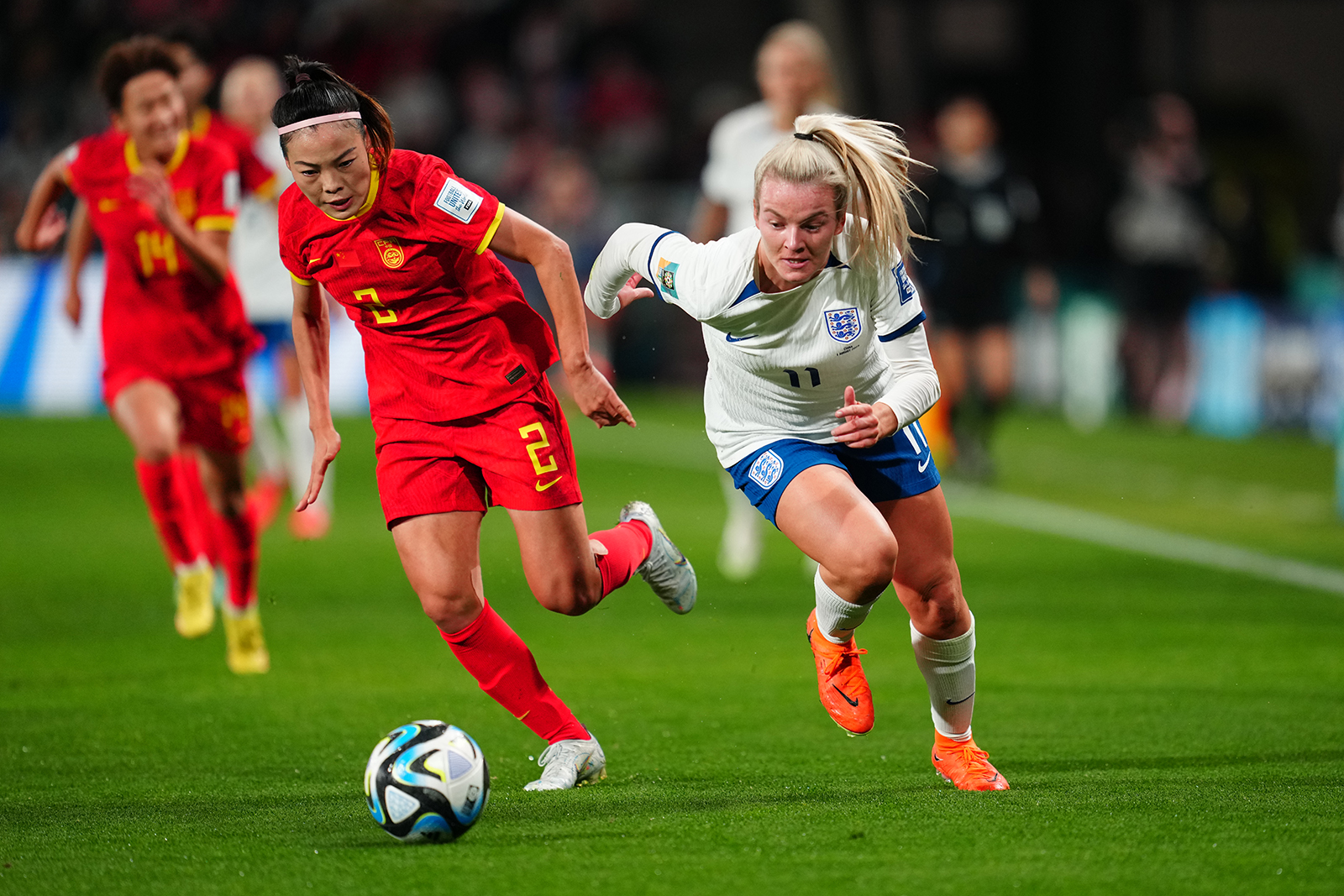 Lauren Hemp of England controls the ball during the Group D match between China and England at Hindmarsh Stadium on August 1 in Adelaide, Australia.