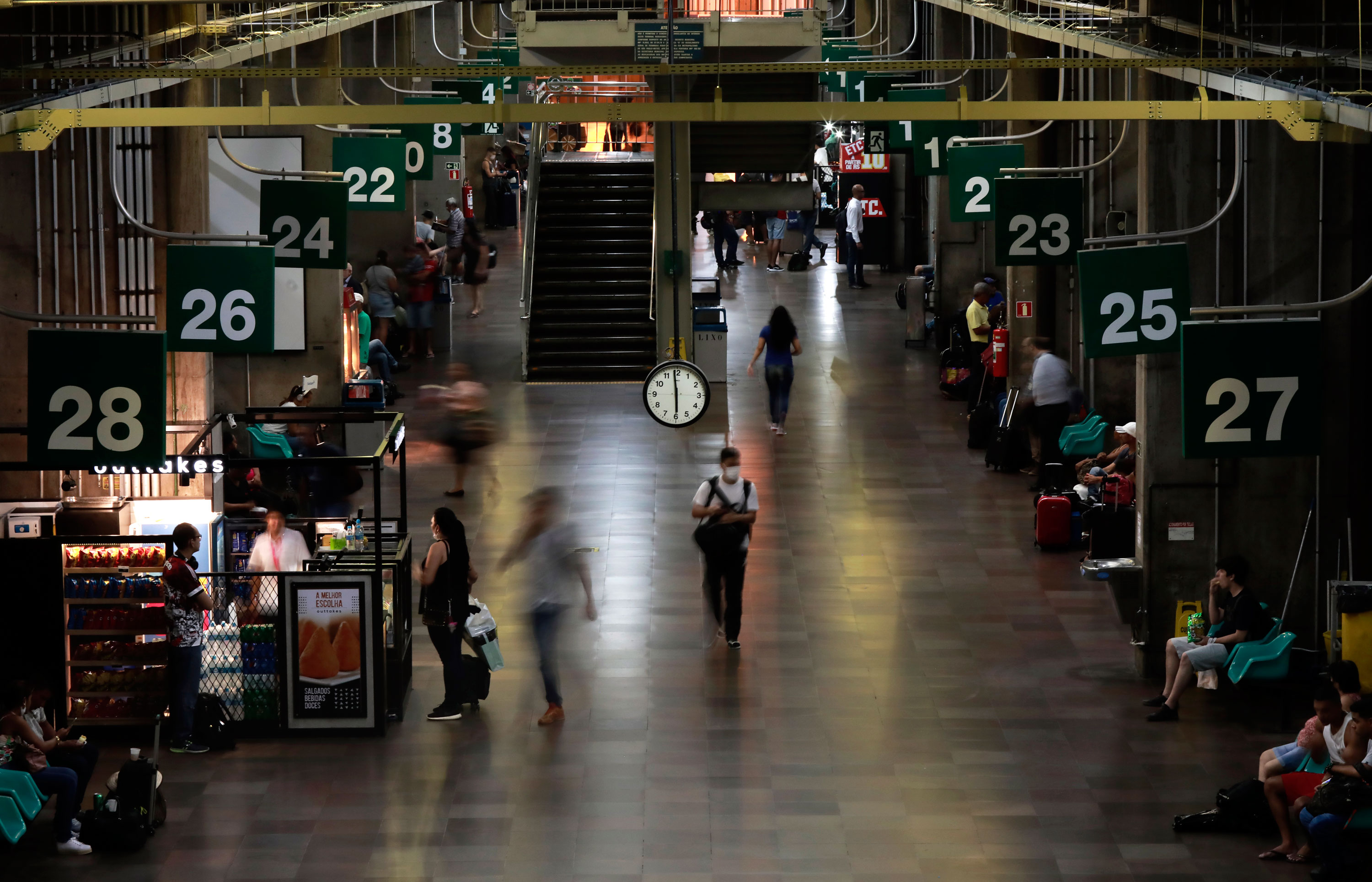 Gare routière de Tietê le 19 mars à Sao Paulo, Brésil.