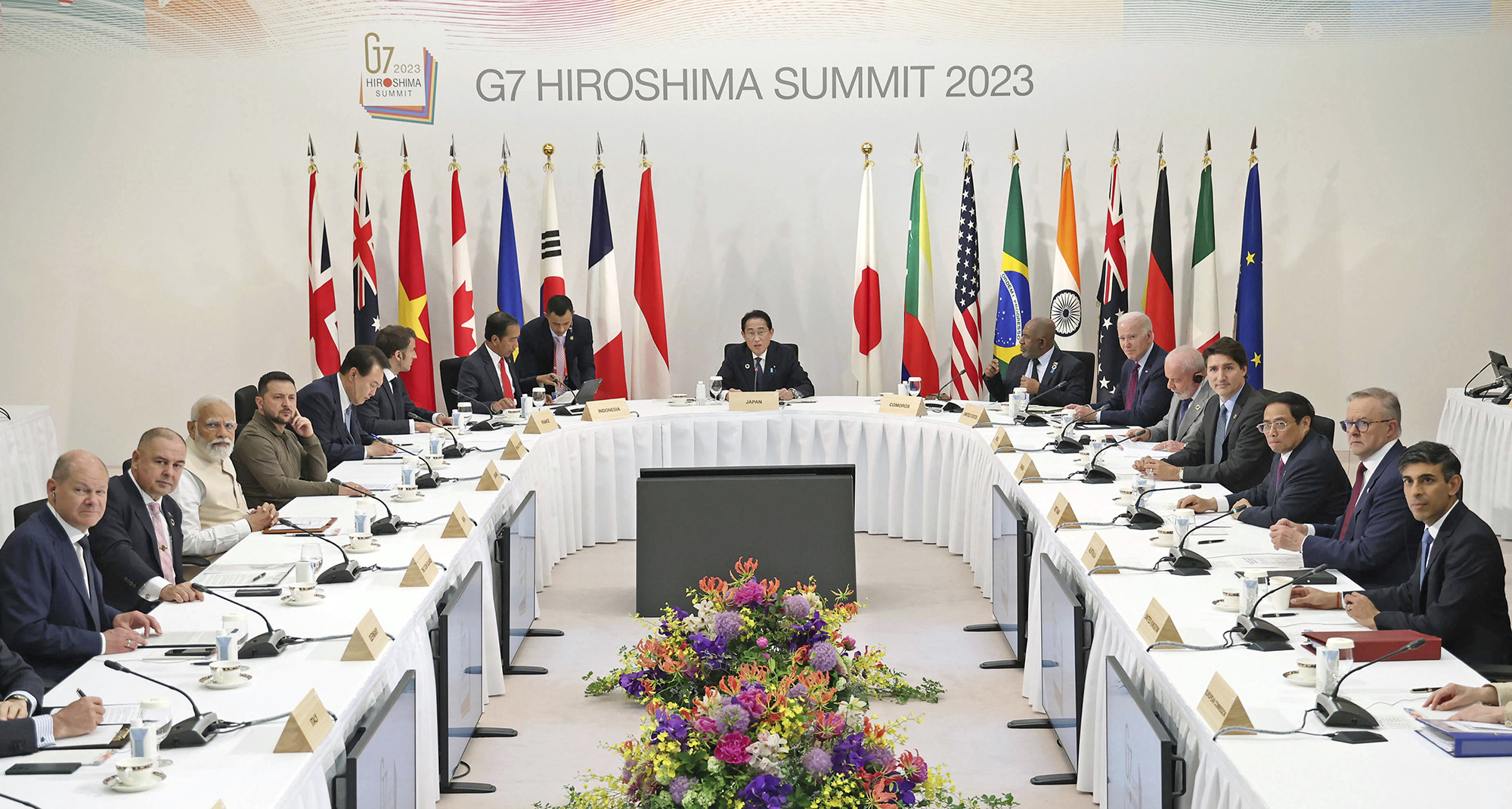 Leaders of the Group of Seven nations attend a session with other guest countries including Ukraine's Volodymyr Zelensky in Hiroshima, Japan, on May 21.