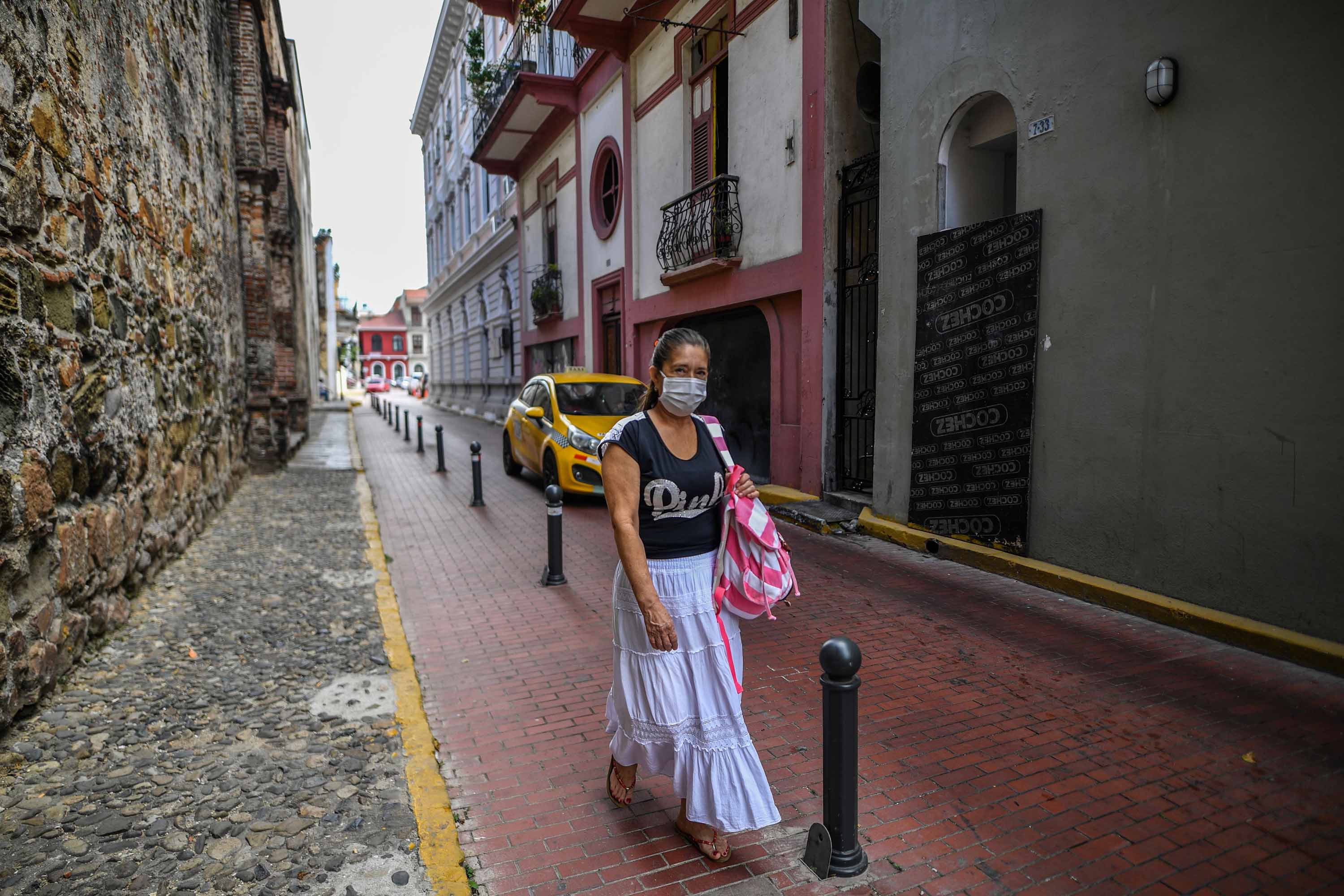 Panamas President Announces Separate Quarantine Days For Men And Women 