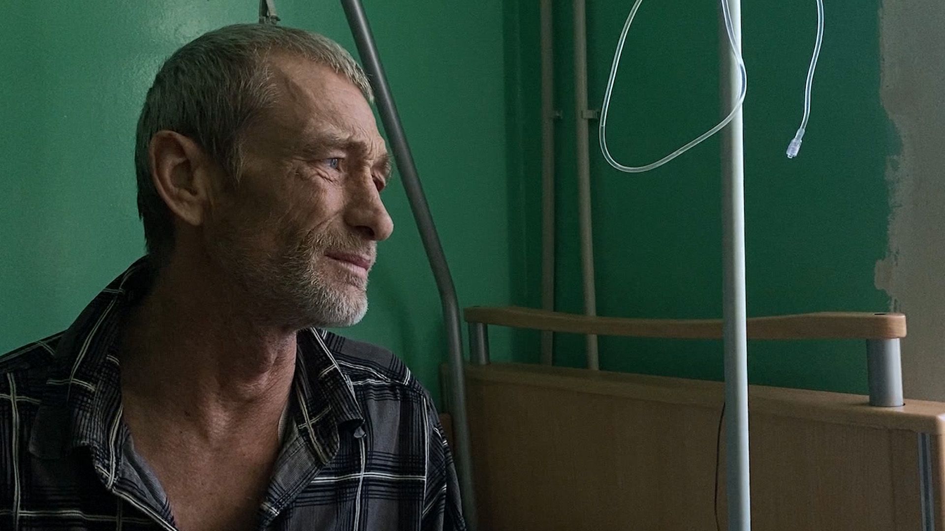 Vyacheslav Tarasov recovering in a hospital in Kostyantynivka, Ukraine.