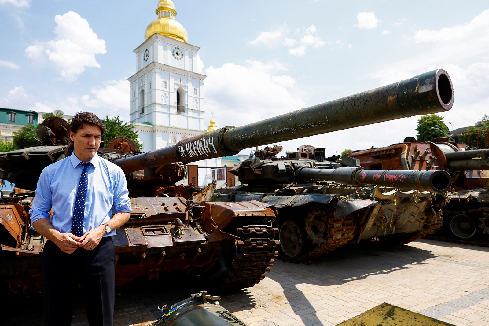 Trudeau visits an exhibition of destroyed vehicles in Kyiv on Saturday. 