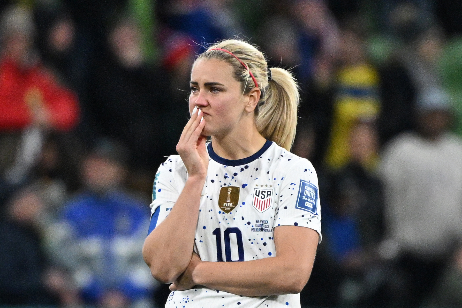 Biden comforts USA women's soccer team after heartbreaking World