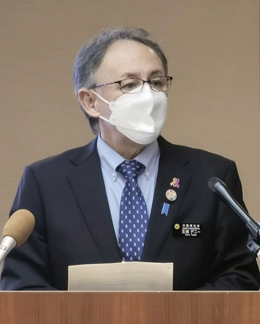 Okinawa Governor Denny Tamaki speaks during a news conference at the prefectural government headquarters in Naha, southern Japan, on January 2, 2022. The governor has criticized the US military for numerous COVID-19 cases in Japan. their bases in Okinawa, citing it as one of the factors behind the spread of the coronavirus infection in the prefecture. 