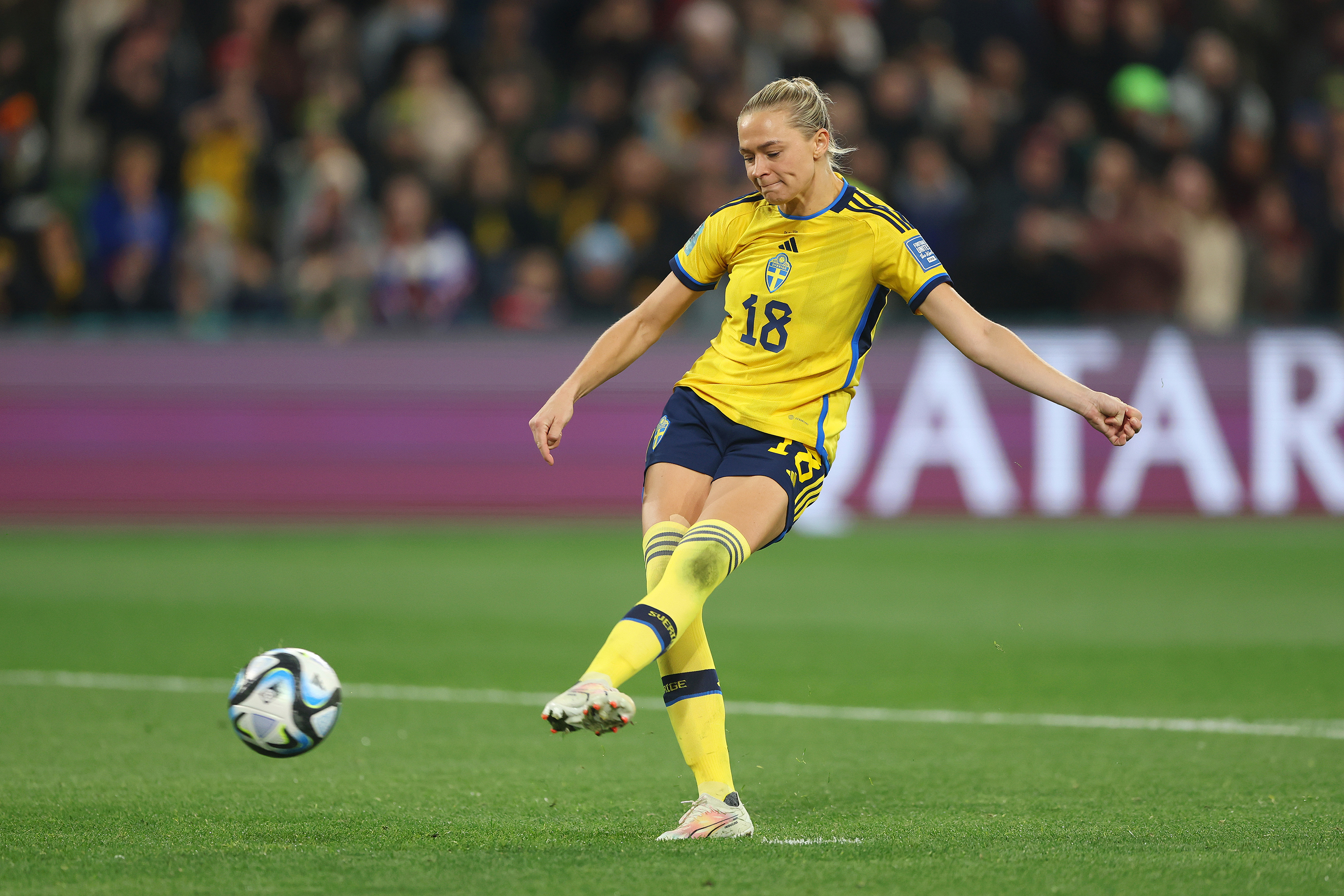 U.S. loses to Sweden on penalty kicks in its earliest Women's