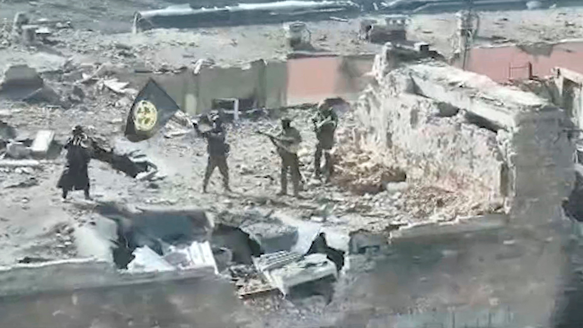Un chef de guerre russe partage une vidéo montrant prétendument des combattants de Wagner dans la ville orientale de Bakhmut