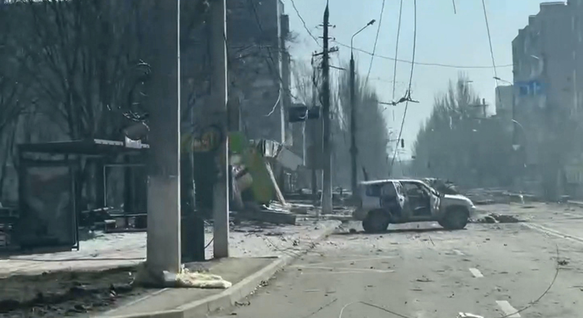 Uma imagem de Mariupol de um vídeo obtido pela CNN.