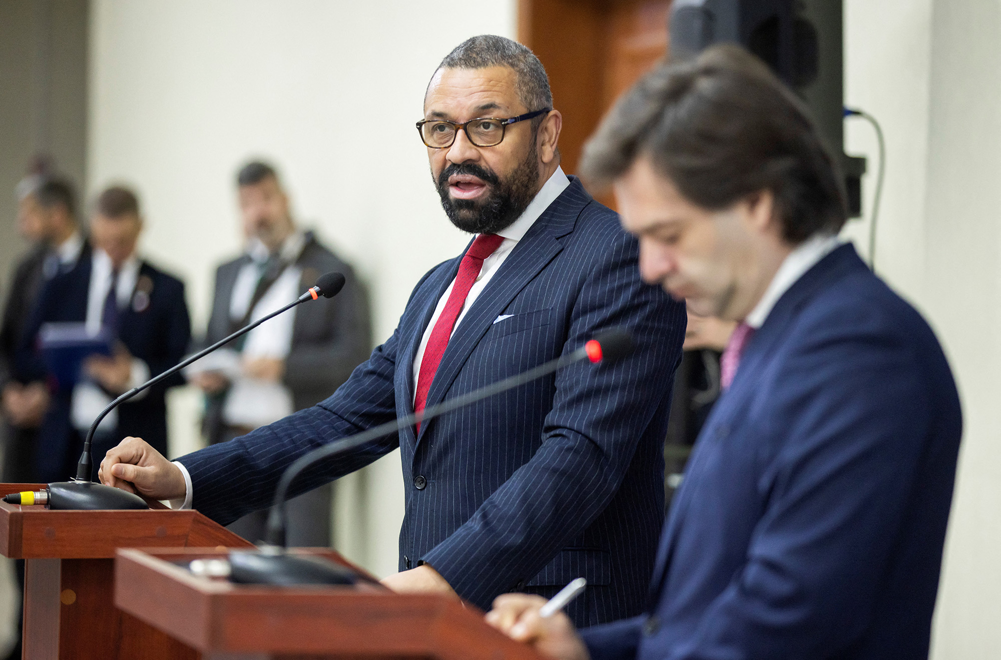 British Foreign Secretary James Cleverly, center left, and Moldovan Foreign Minister Nicu Popescu attend a news conference in Chisinau, Moldova, on March 16.