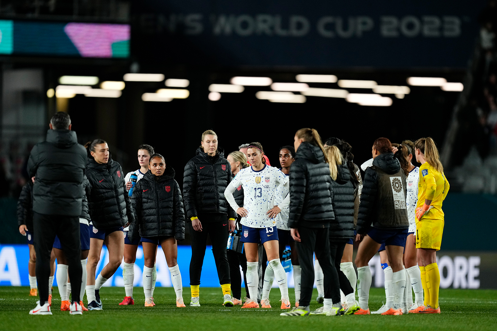 Live updates: Jamaica vs Brazil and Panama vs France, Women's