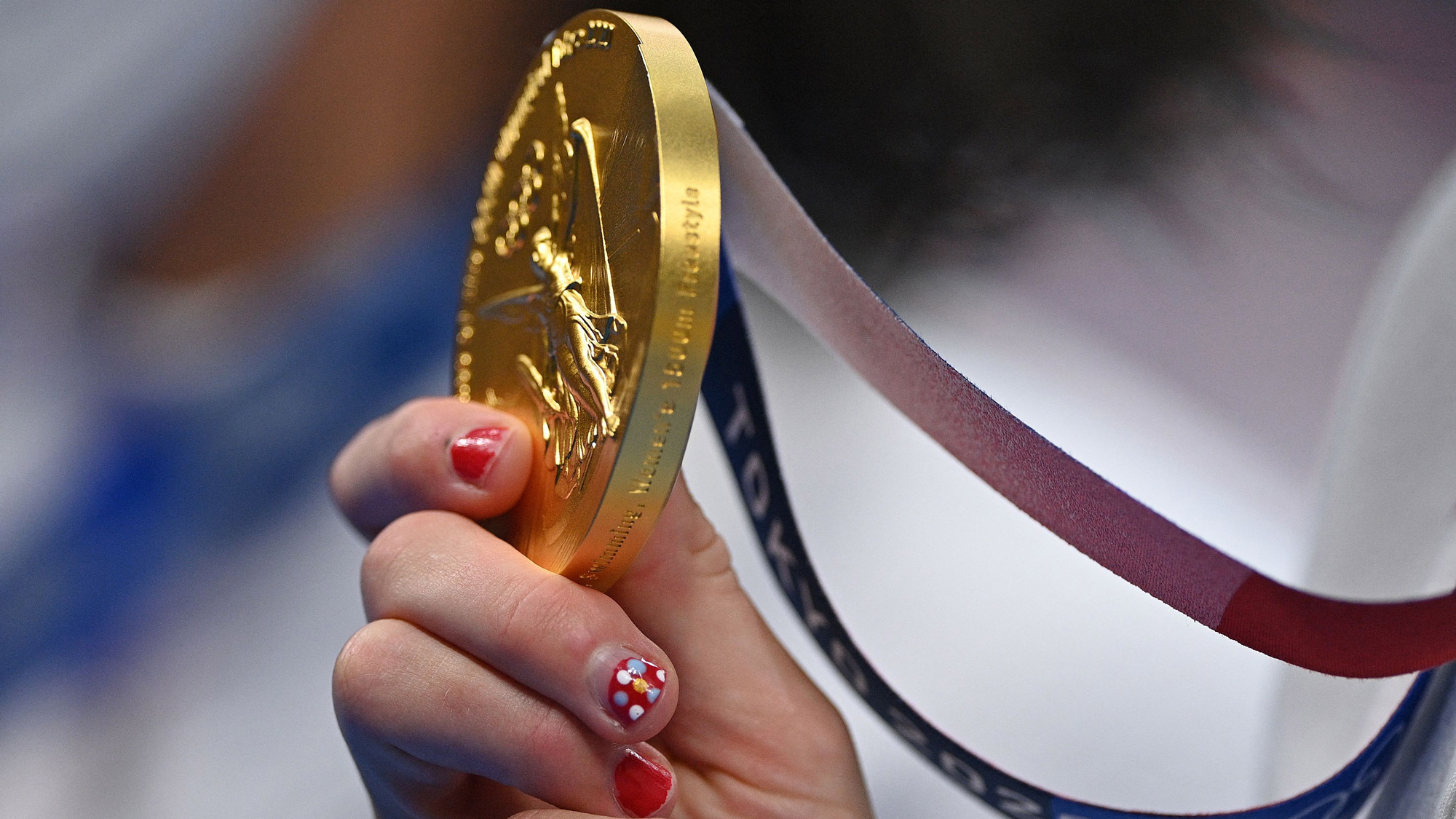 Olympic memorabilia: Medals' gold is not as important as medals' history