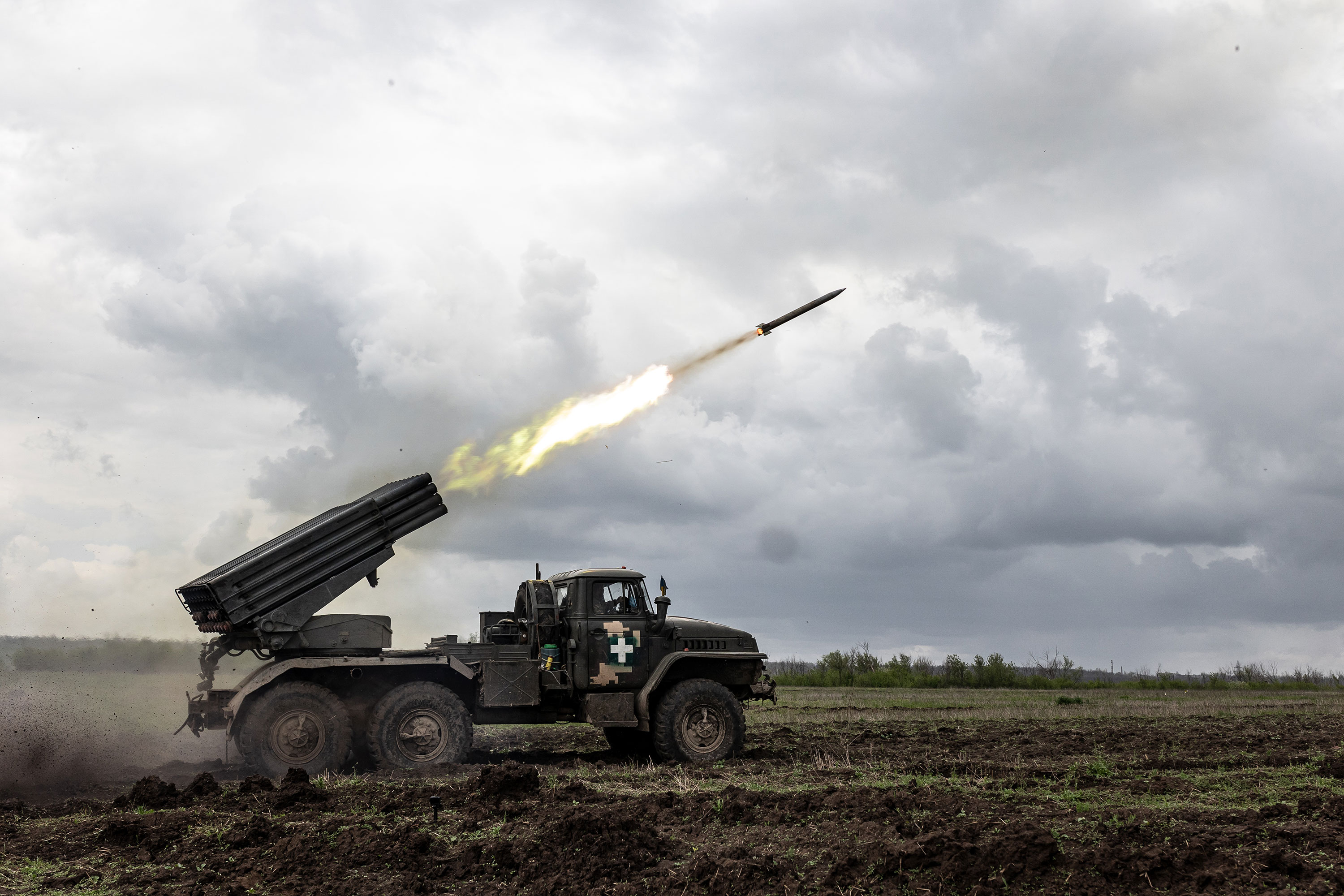 The Ukrainian army fires grad shells in the direction of Bakhmut on April 28. Wagner mercenary head Yevgeny Prigozhin said Sunday that his fighters may have to withdraw from Bakhmut. 