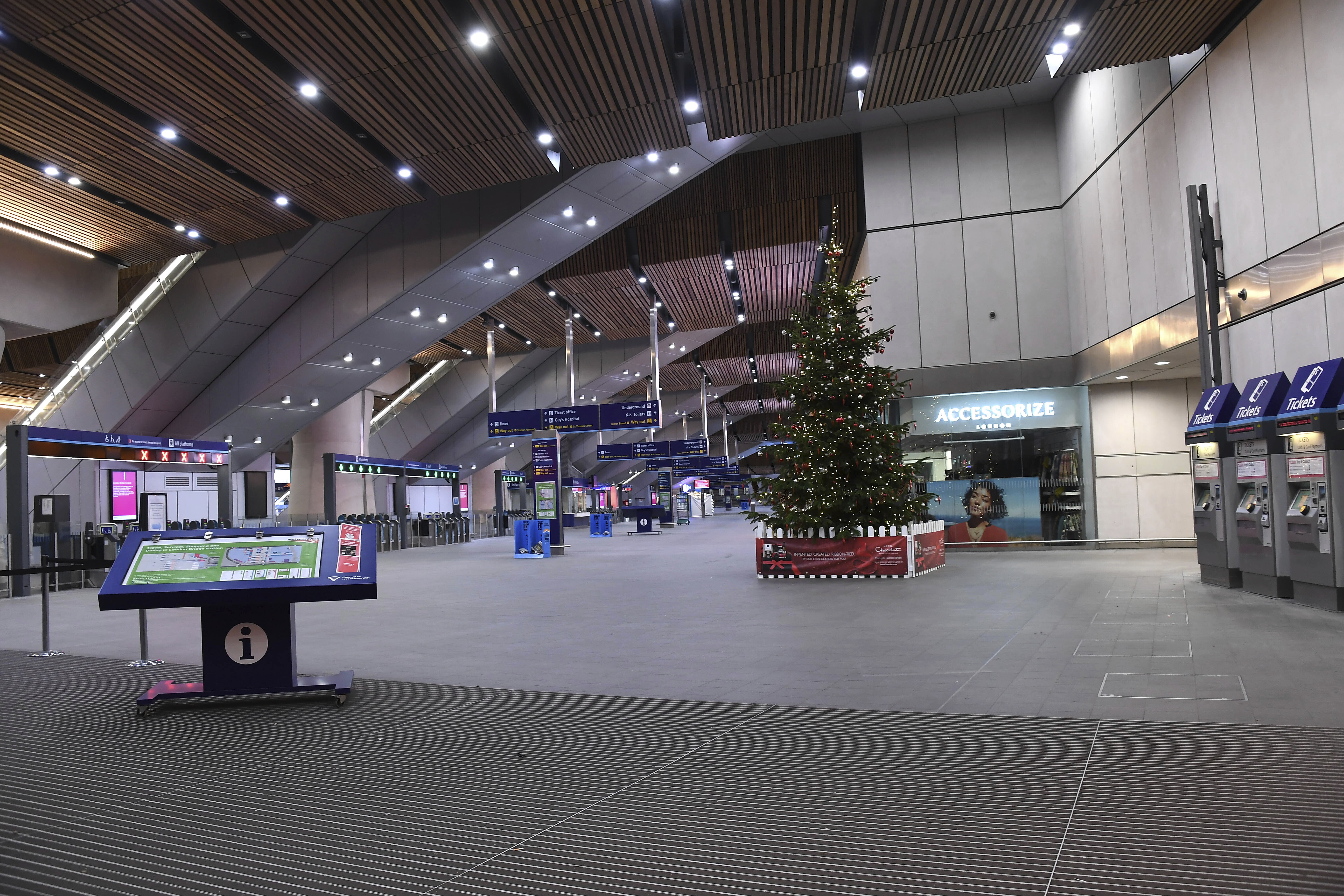 London Bridge underground station reopens after stabbing attack