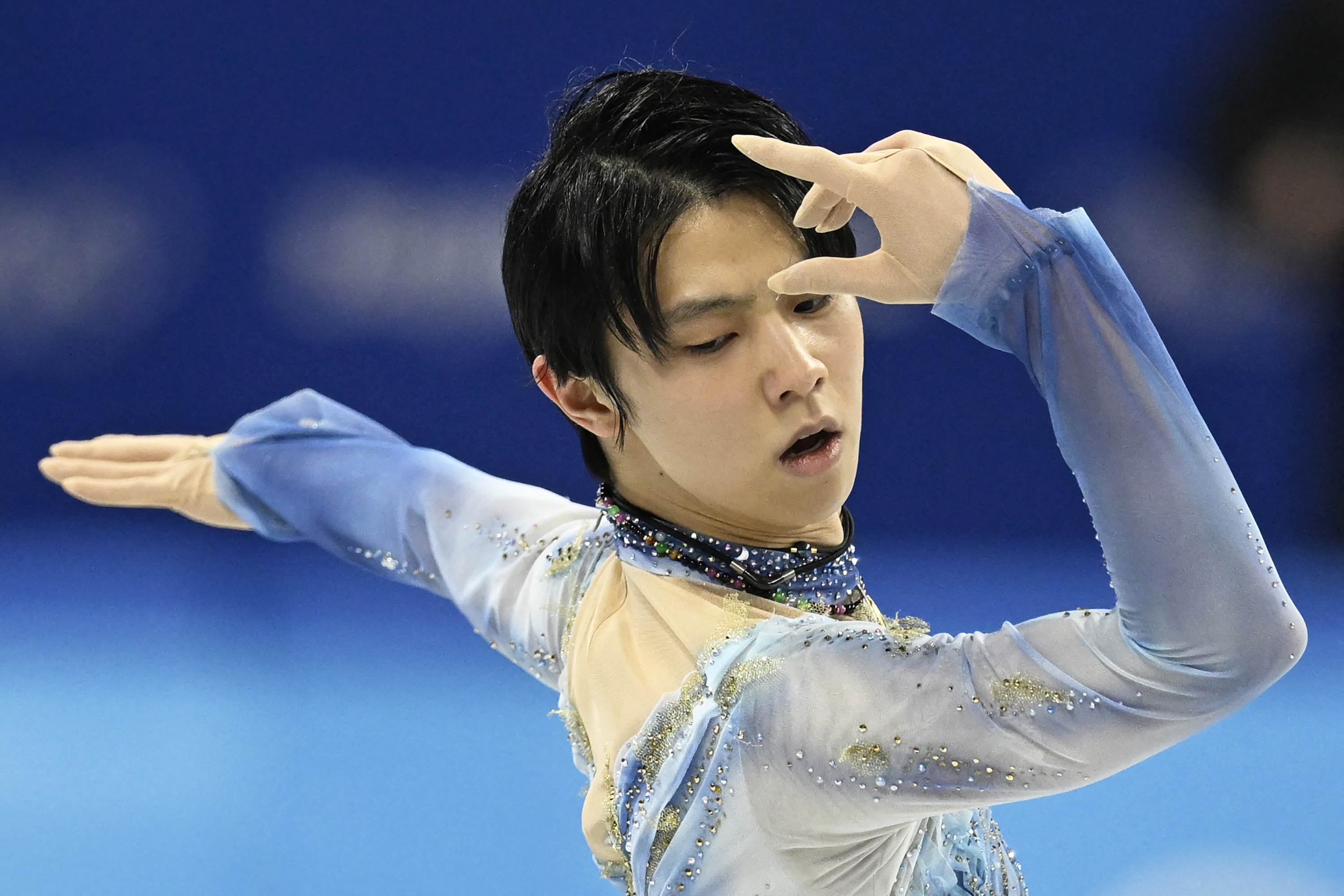 Japan's Yuzuru Hanyu disappointed in the men's single skating short program on Tuesday.