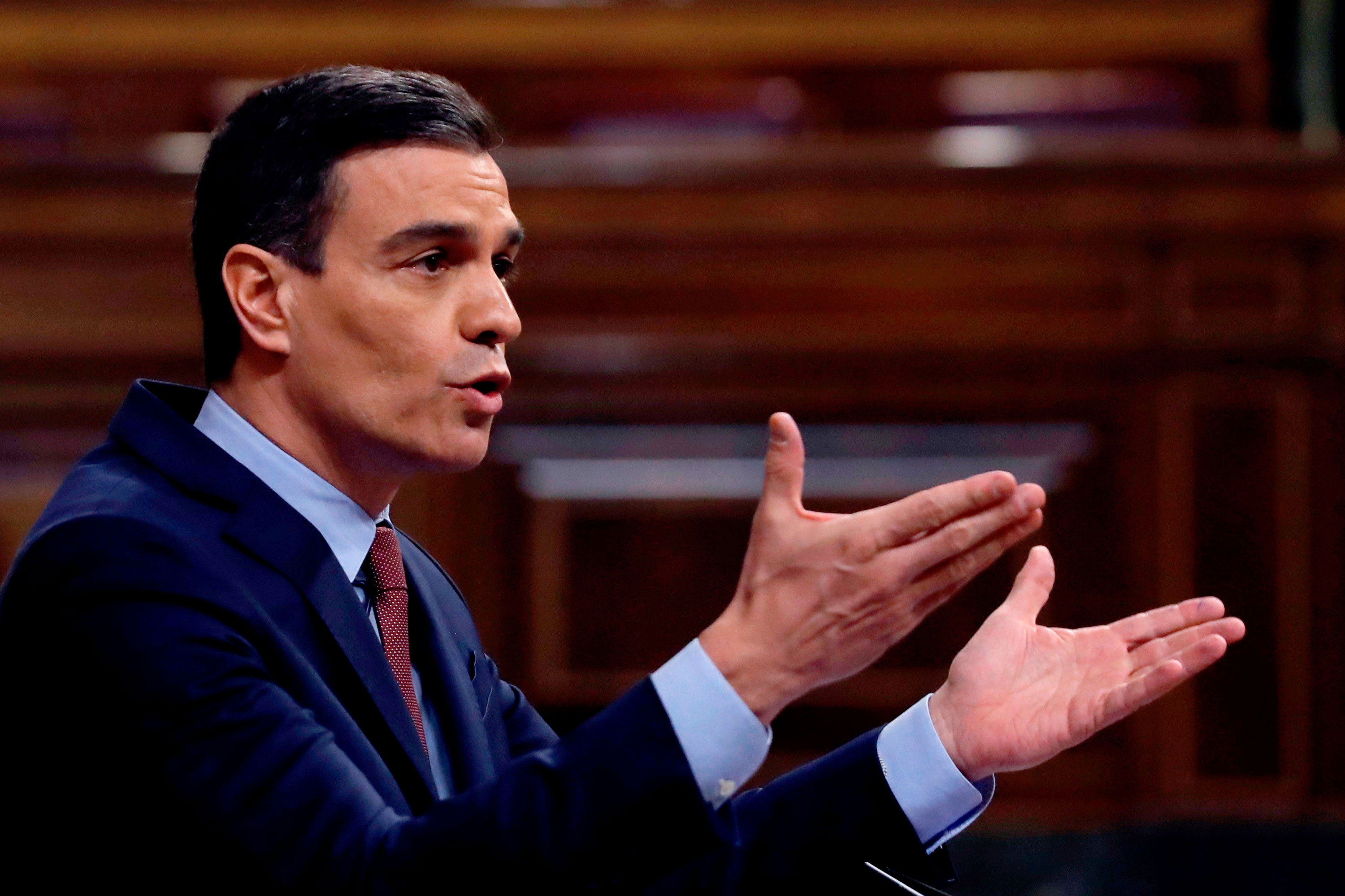 Spanish Prime Minister Pedro Sanchez delivers a speech on May 6.