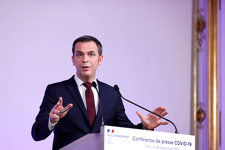 French Health Minister Olivier Veran gives a press conference on the current situation amid the Covid-19 pandemic at the Hotel de Matignon in Paris, on December 6.