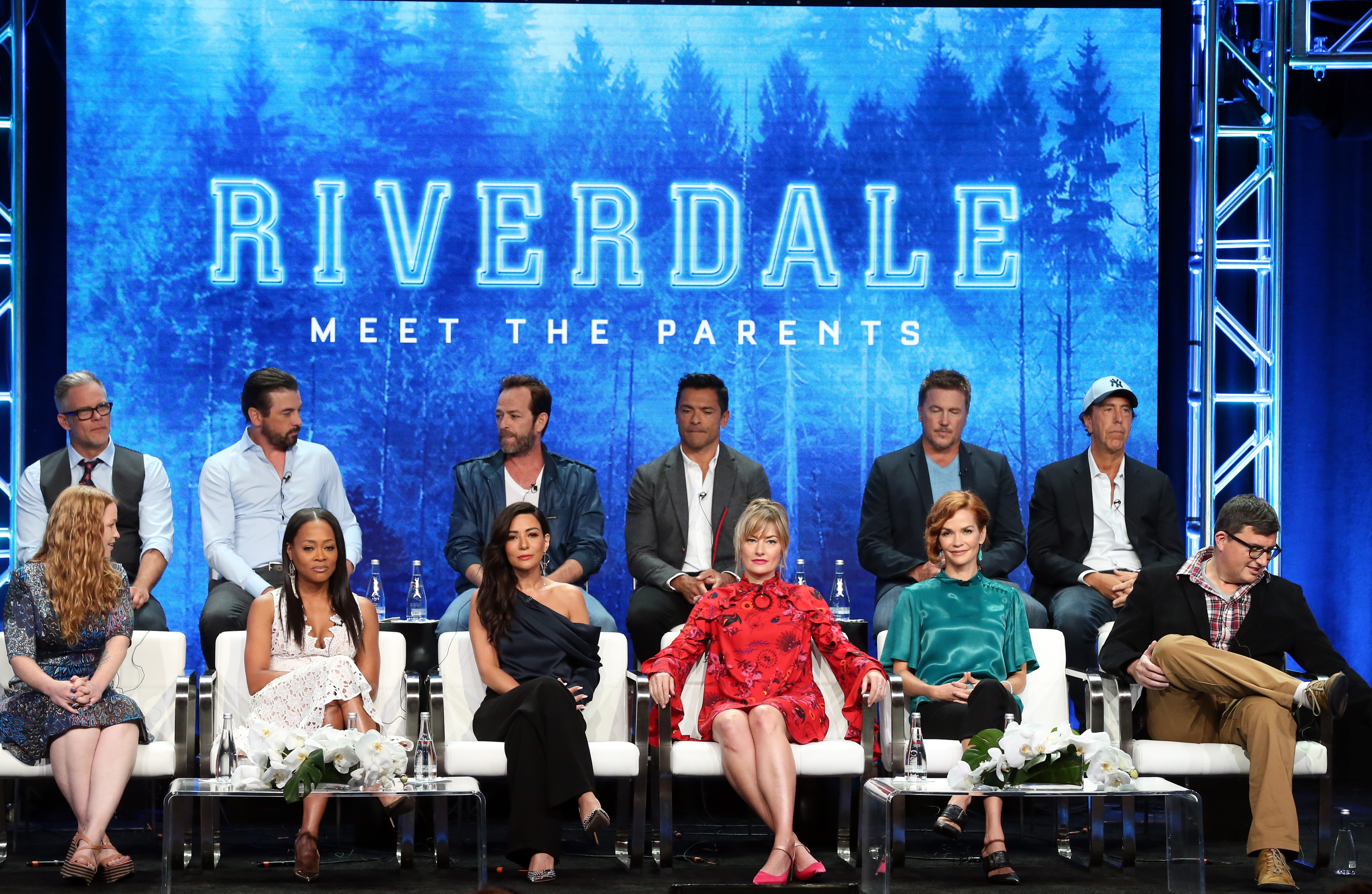 Luke Perry (third from the left in the back row) was part of the cast of "Riverdale" 