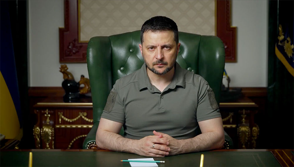 Zelensky gives his nightly address on Tuesday, April 25. 