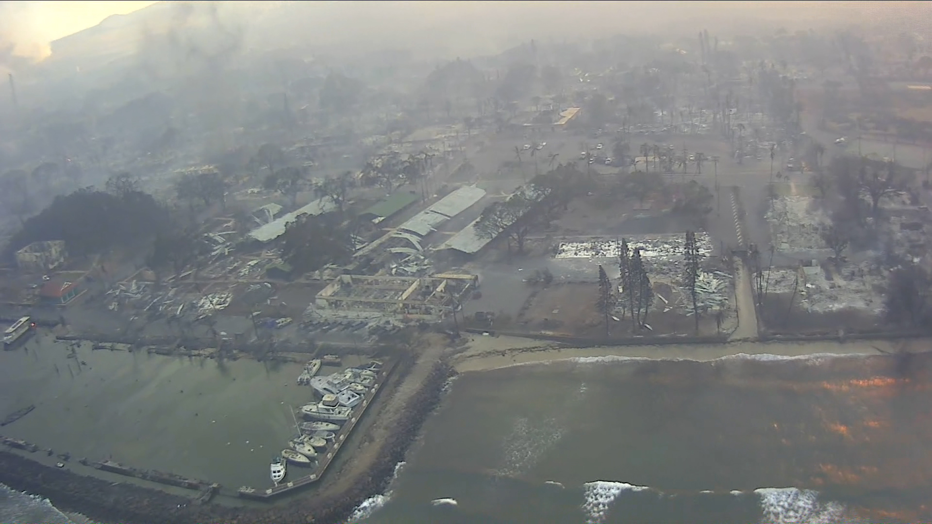 was lahaina yacht club destroyed