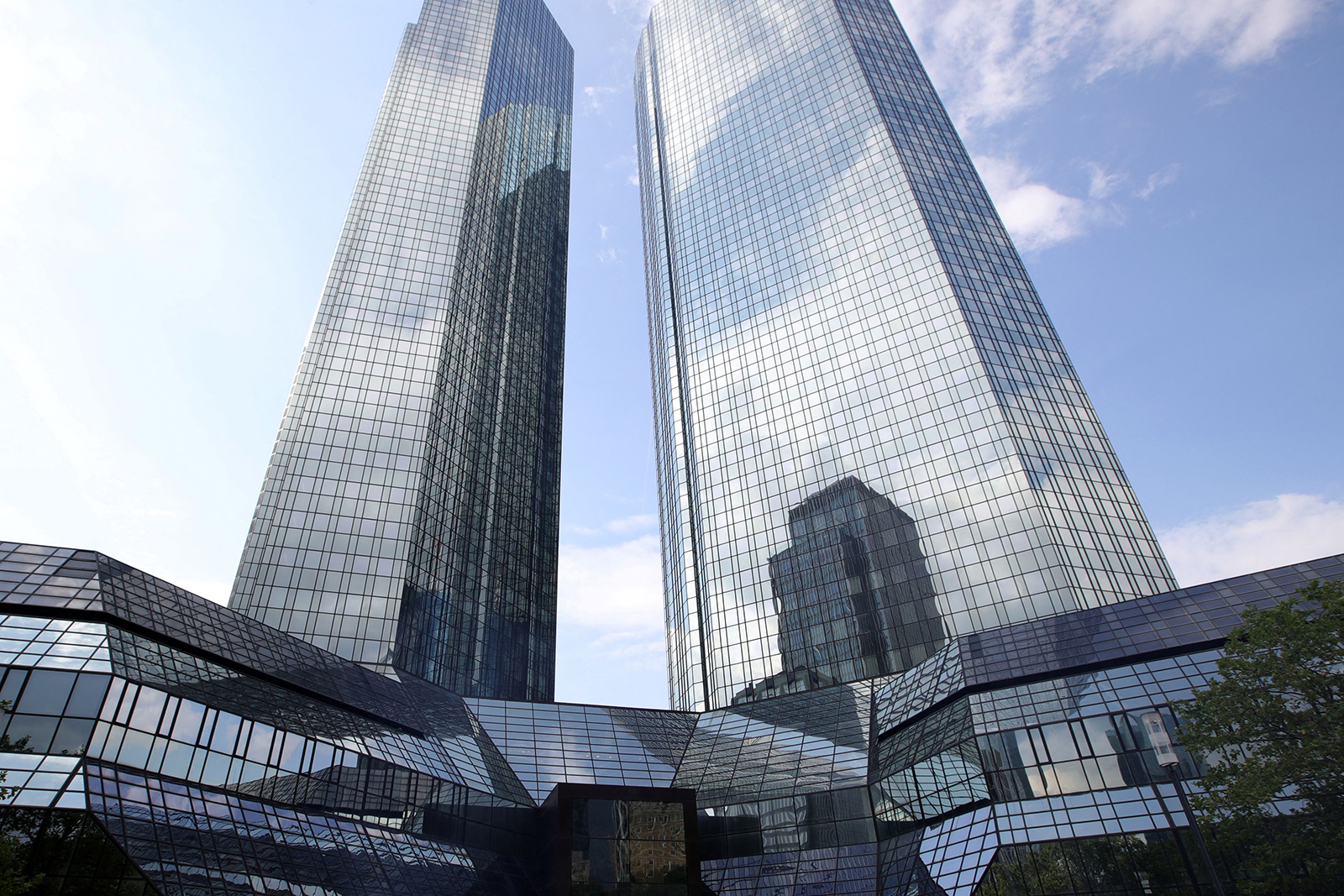 Deutsche Bank headquarters on August 13, 2021 in Frankfurt am Main, western Germany.