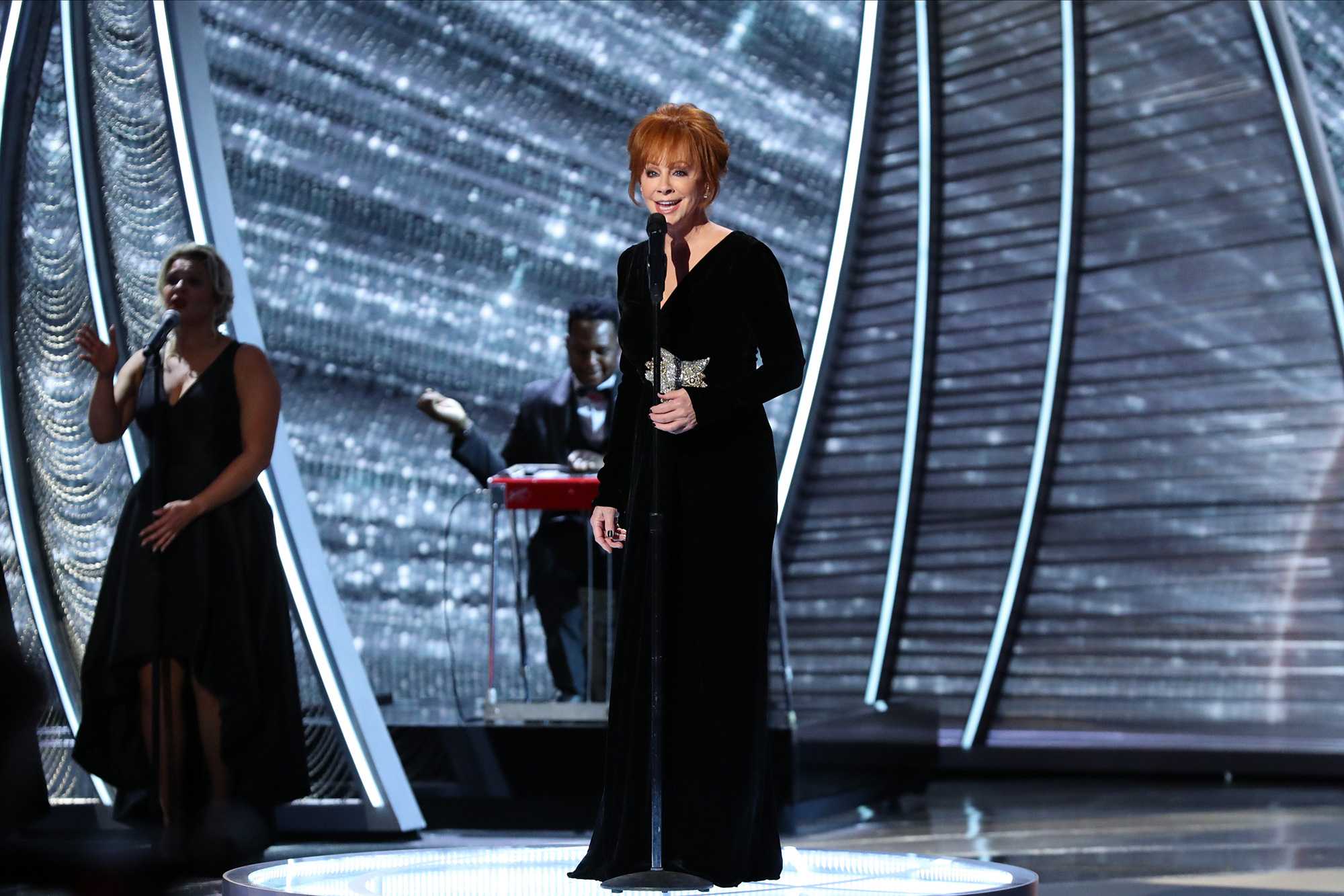 Reba McEntire performs onstage during the 94th Annual Academy Awards.