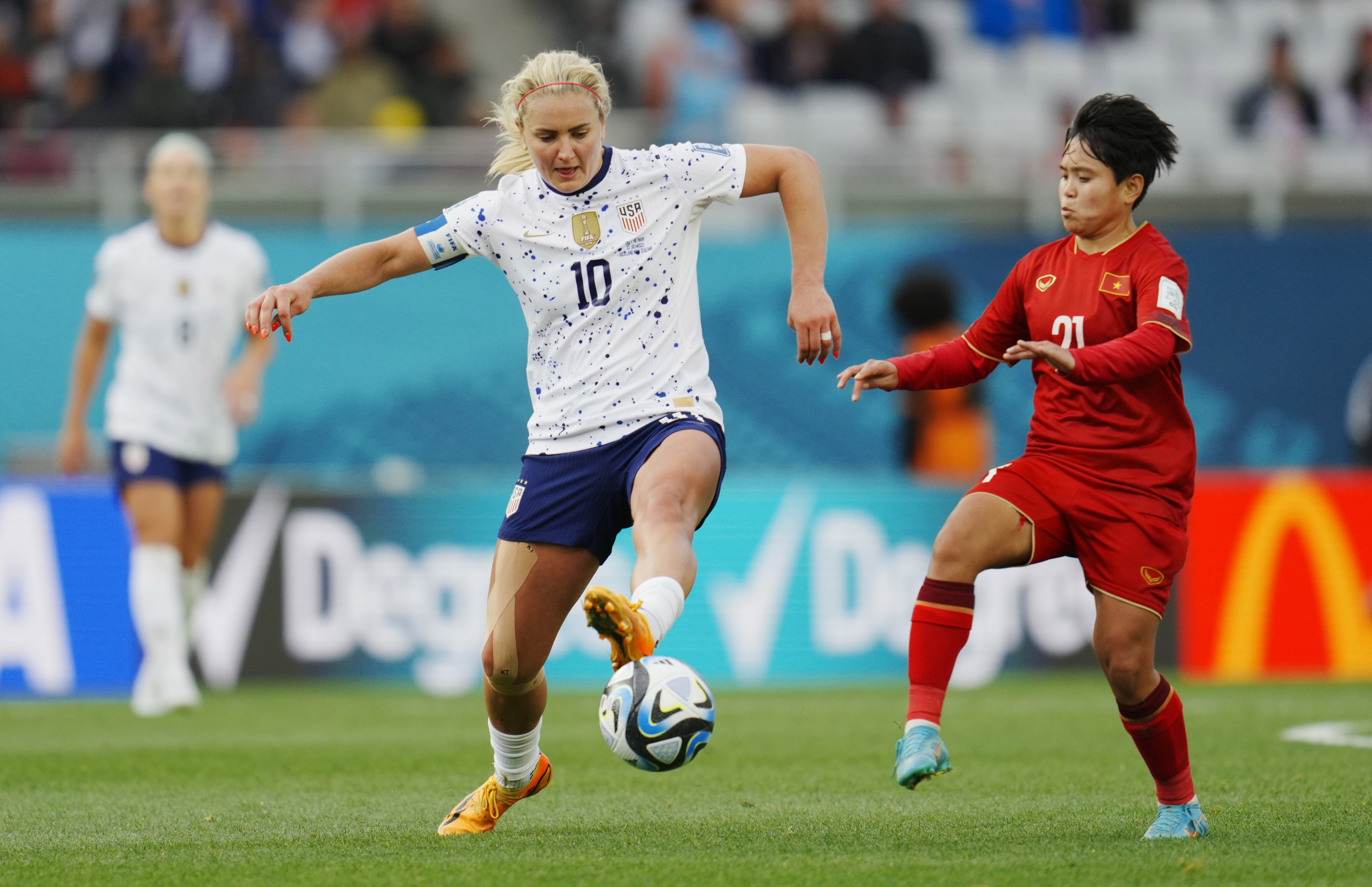 United States' Lindsey Horan and Vietnam's Thi Van Su Ngan battle for the ball during the match between the United States and Vietnam on July 22.