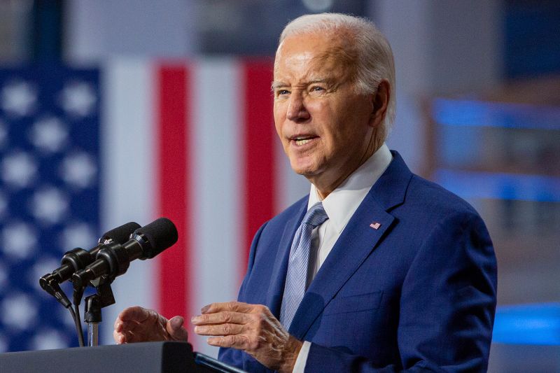 Joe Biden pronuncia un discurso en Las Vegas, Nevada, el 8 de diciembre.