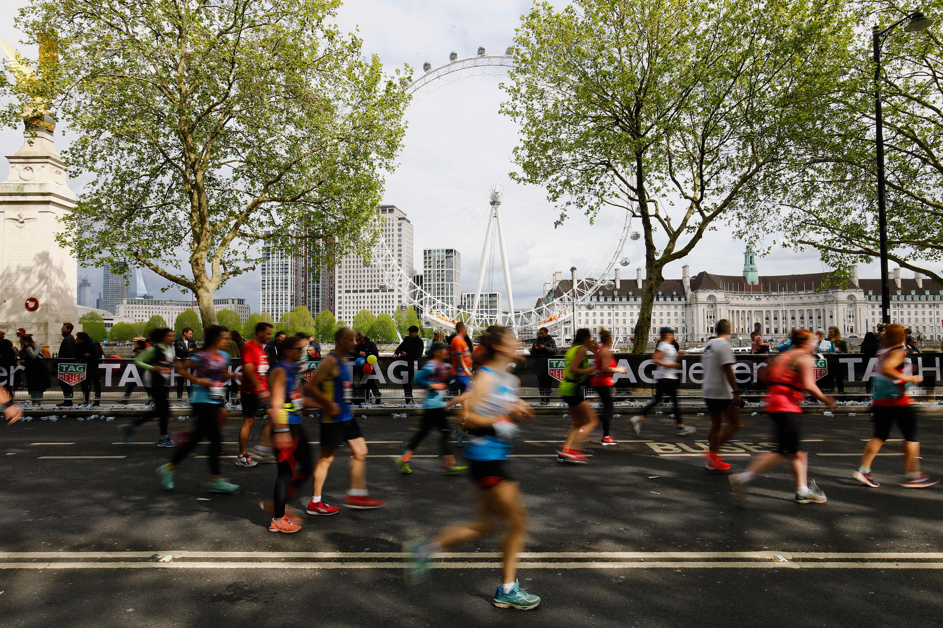 Runners compete in the 2019 London Marathon.