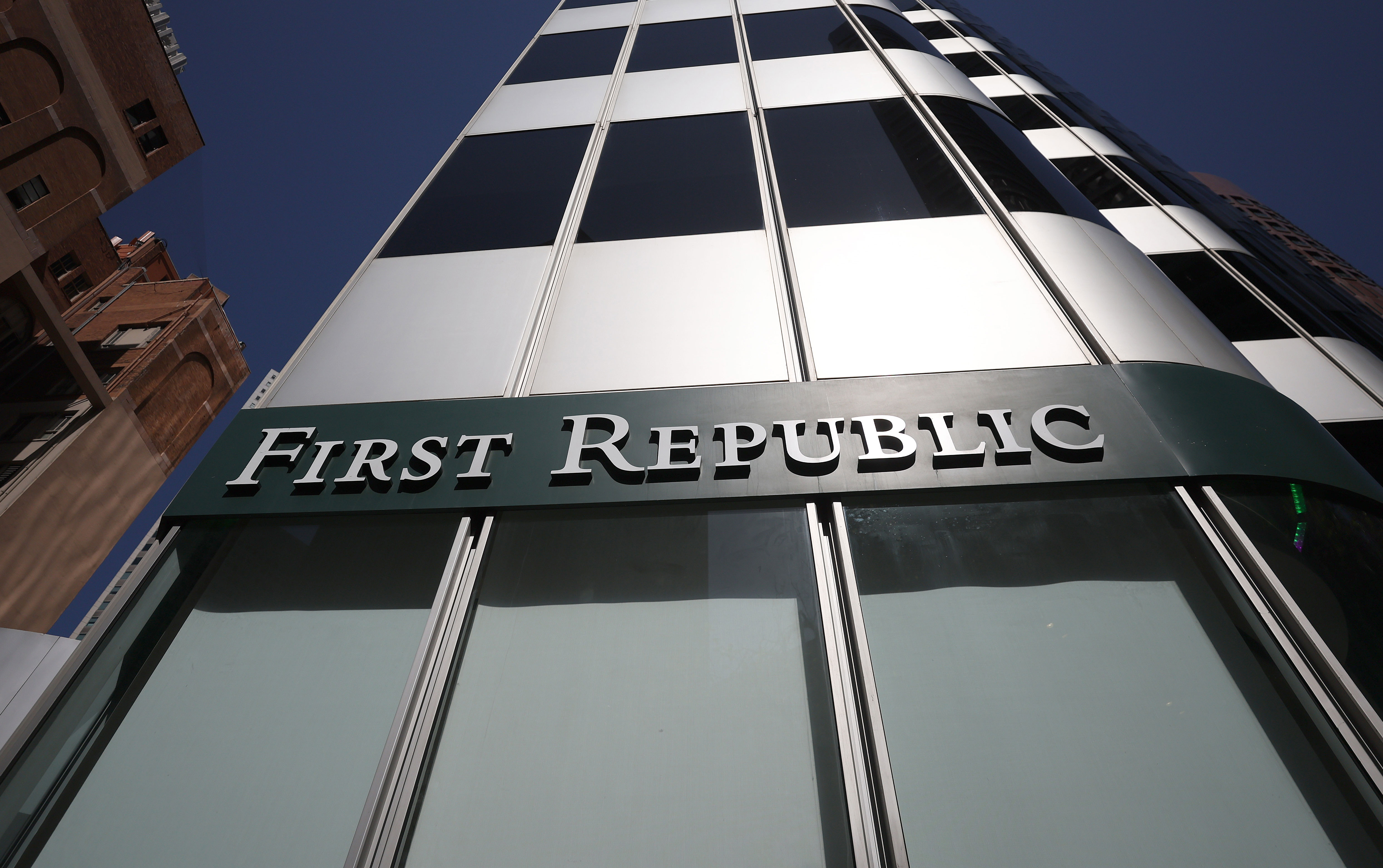 Large banks swoop in to rescue First Republic