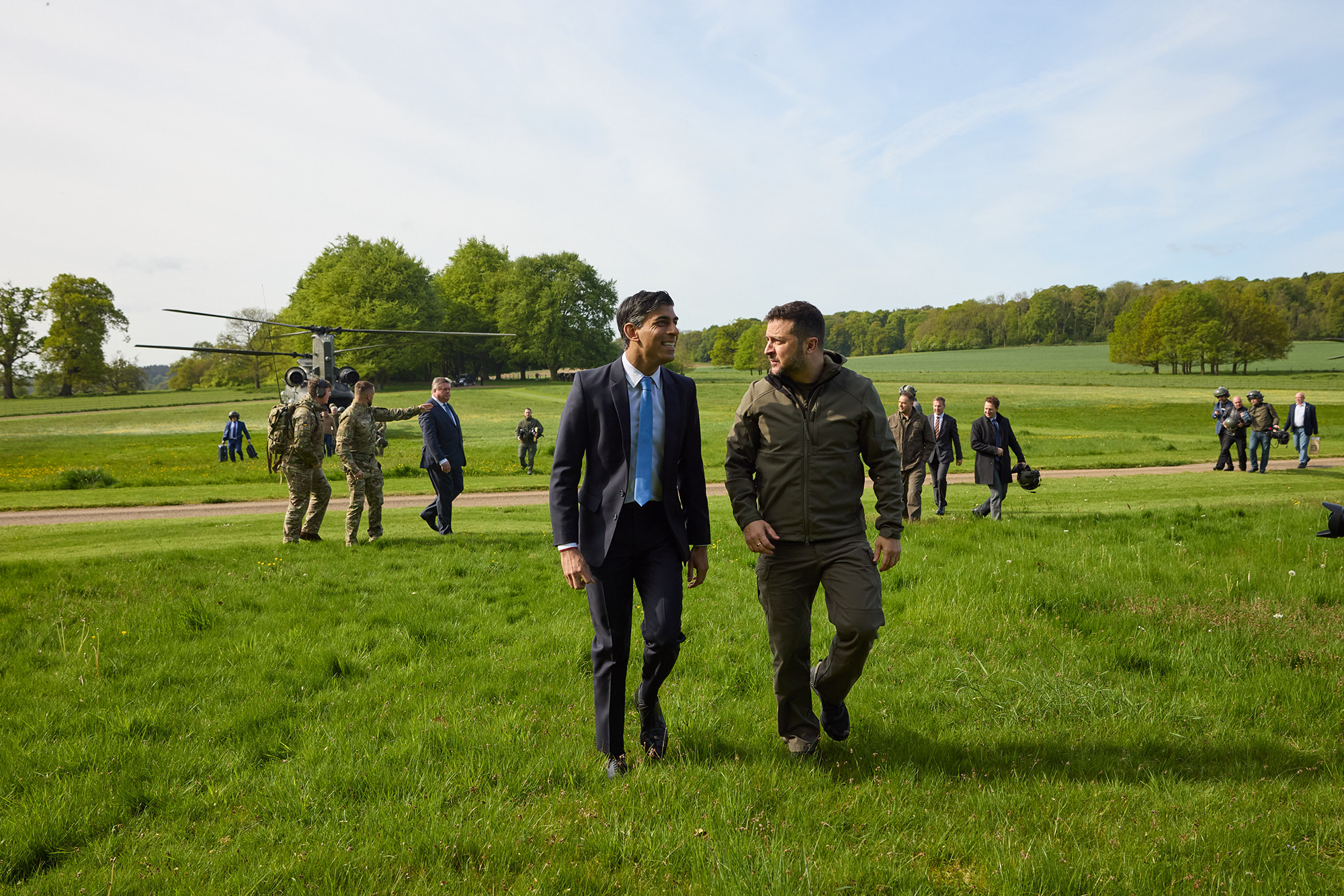 British Prime Minister Rishi Sunak, center left, welcomes Ukrainian President Volodymyr Zelensky at Chequers, the prime minister's official country residence in Aylesbury, England, on May 15.