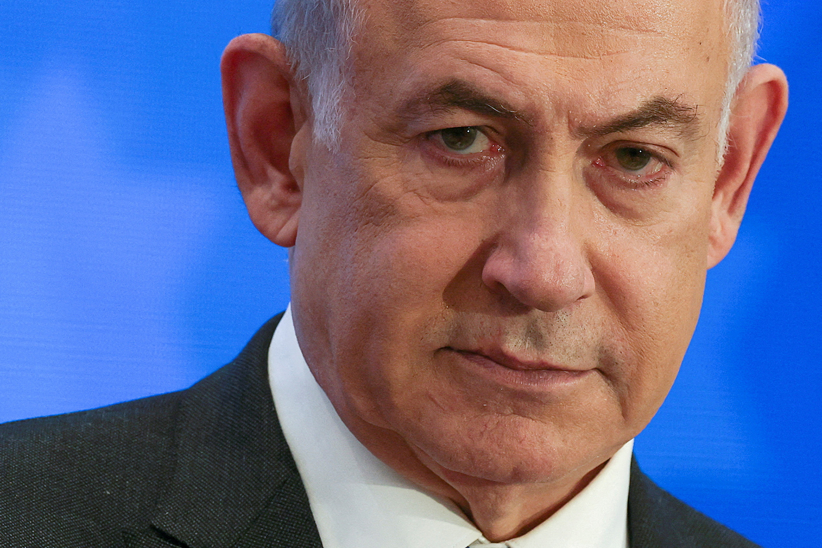 Netanyahu says Israel will soon land 