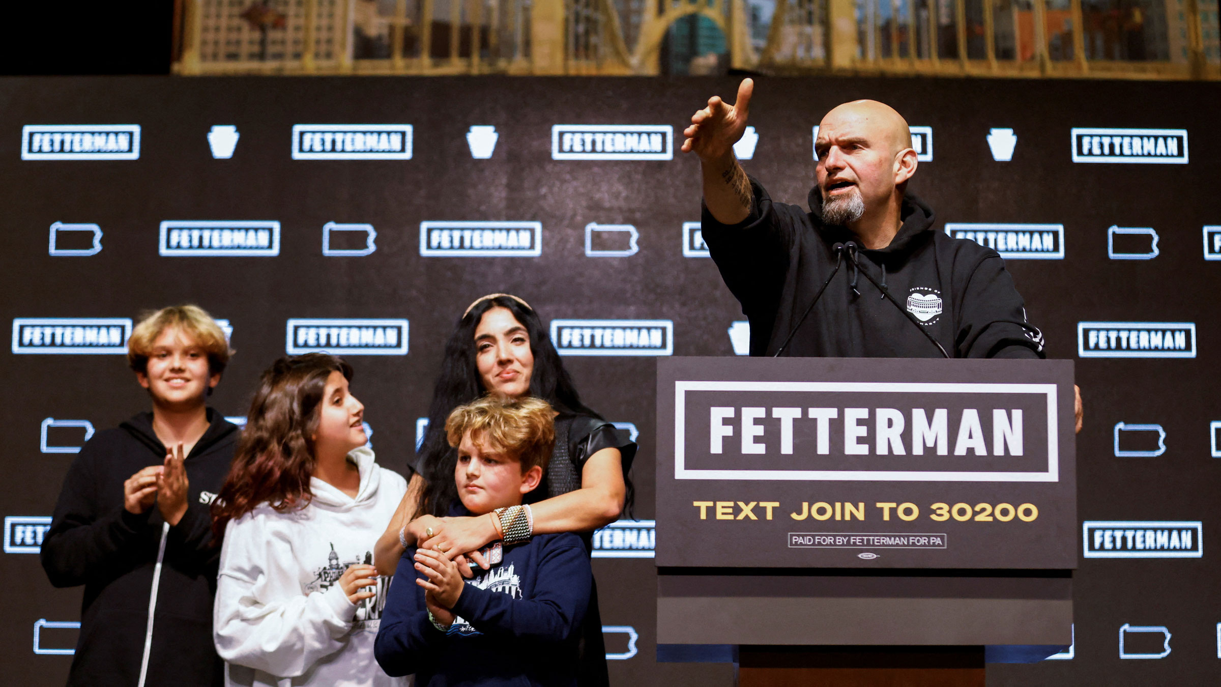 In Pictures Fetterman Flips Senate Seat In Pennsylvania 